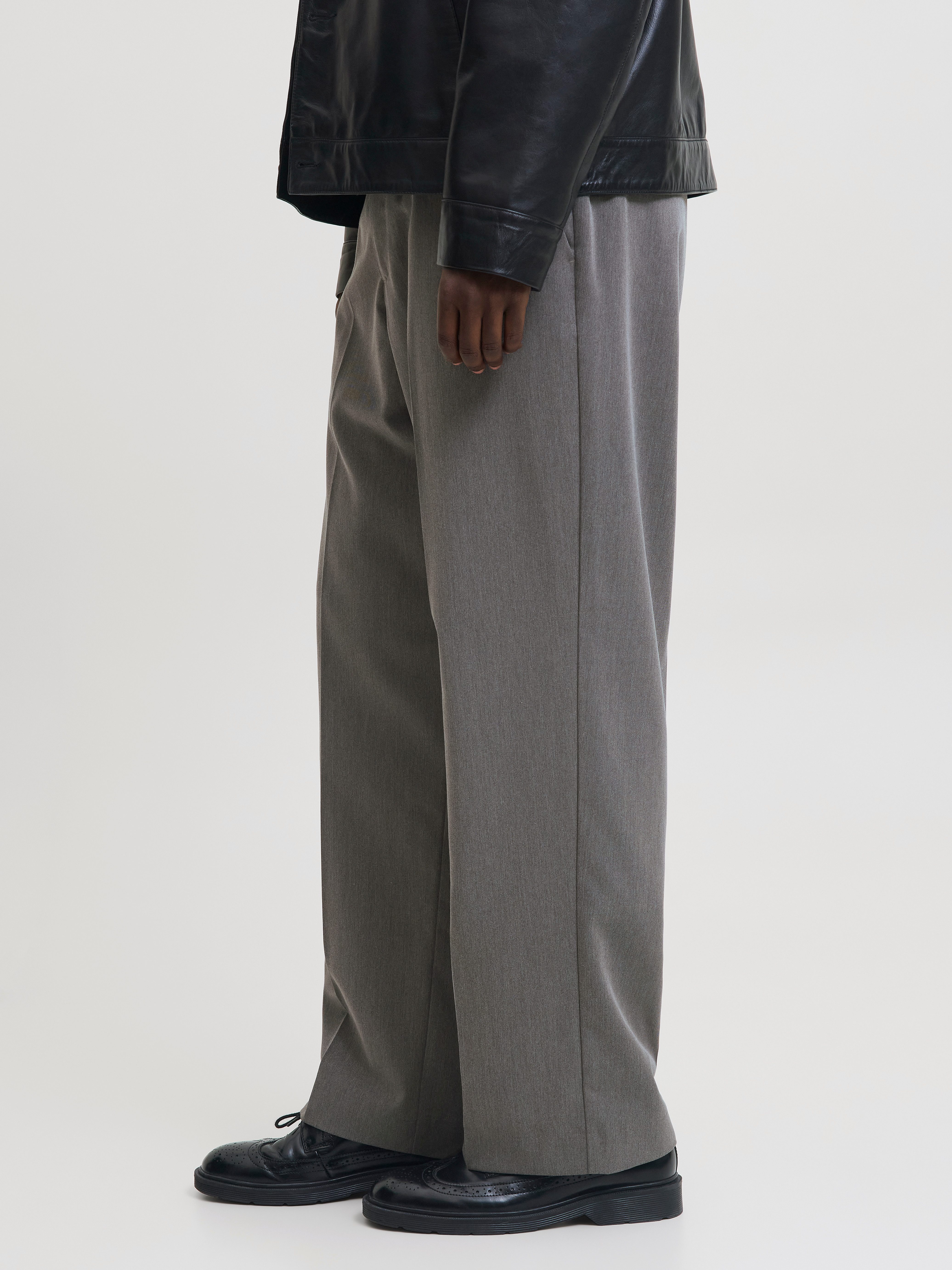 Jack & Jones Anzughose JPSTBILL TOBY CHINO NOOS Materialmix, weit geschnitt günstig online kaufen