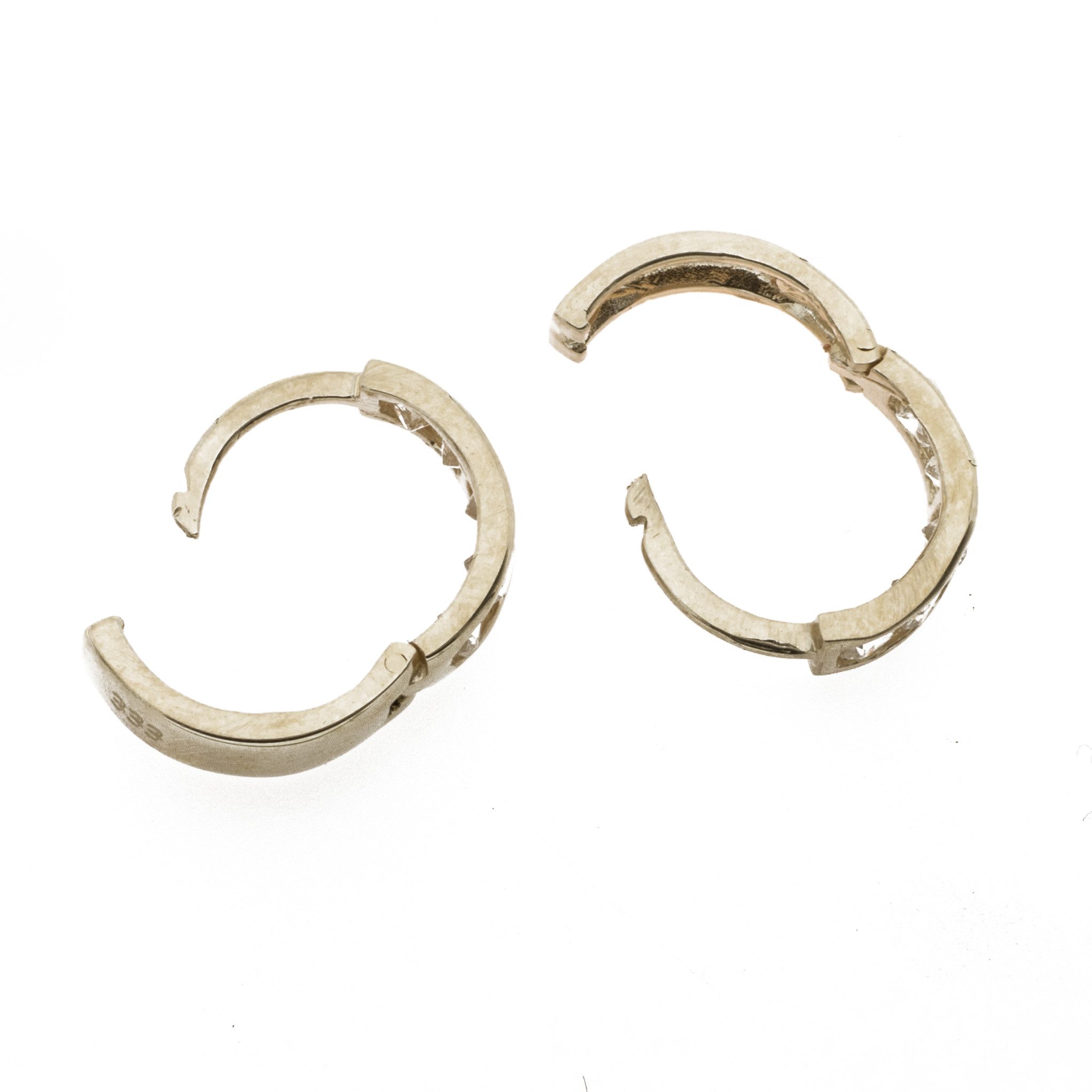 Bella Carina Klappcreolen Klapp Creolen aus 333 Gold 8 Karat, mit Zirkonia 11,4 mm x 2,8 mm, 333 Gold