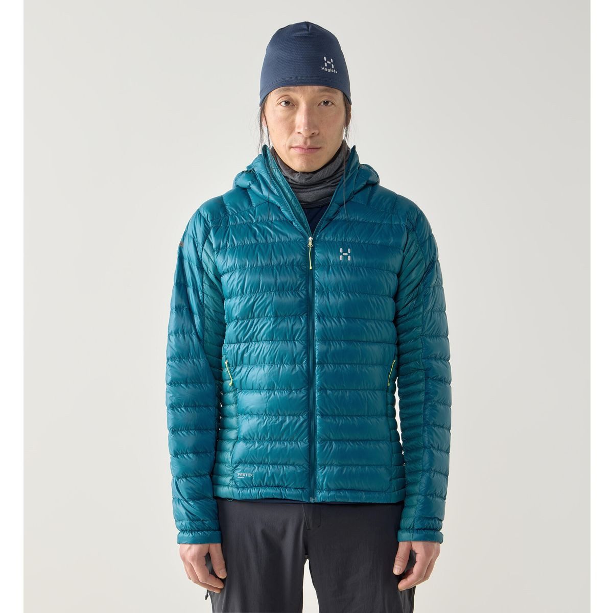 Haglöfs Daunenjacke L.I.M Down II Hood Men Superleichte Daunenjacke mit innovativer Isolierung und anpassbarer
