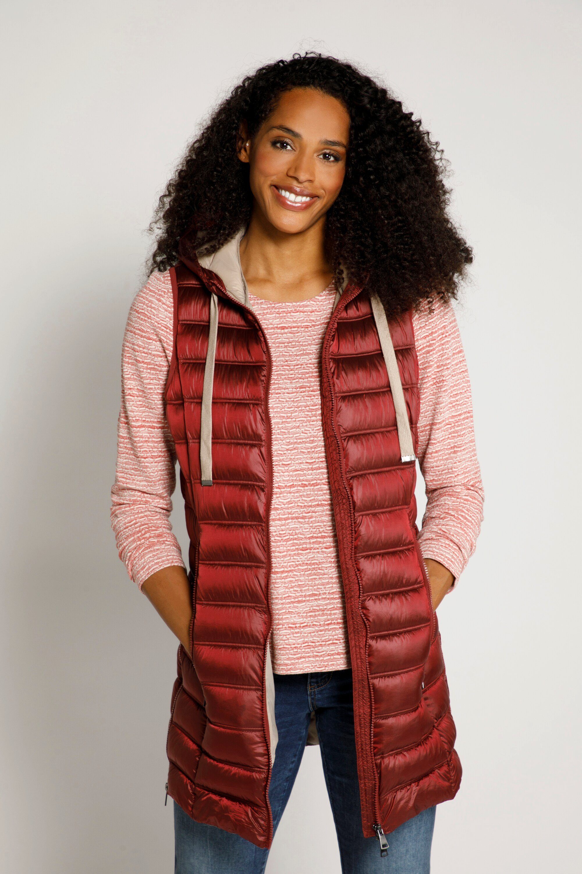 Gina Laura Longweste Steppweste lange Form Kapuze