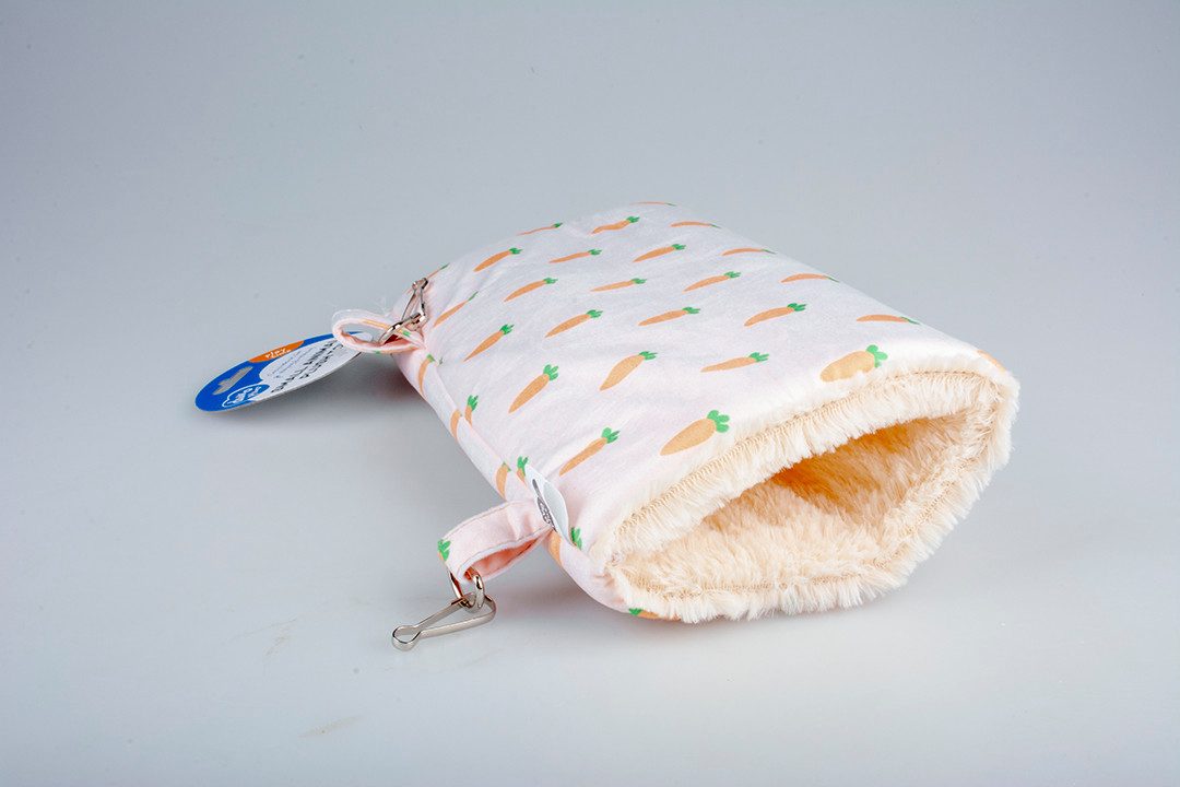 DUVO+ Tierbett Duvoplus hängender Kuscheltunnel Carrot – Bild 3 von 3