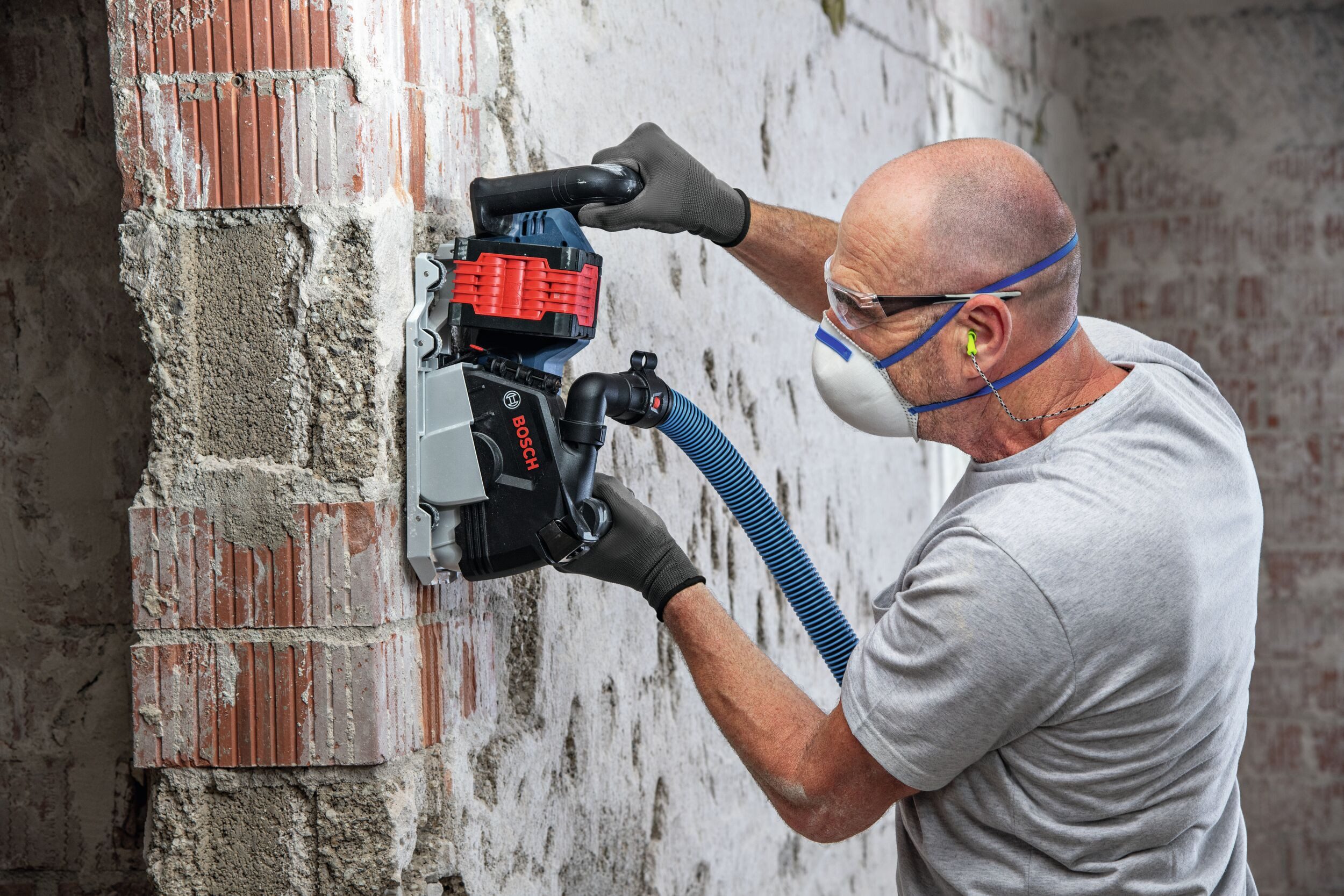 BOSCH Akku-Fräse GNF 18V-40, 18 in V, Mauernutfräse Ohne Akku - in L-BOXX 238