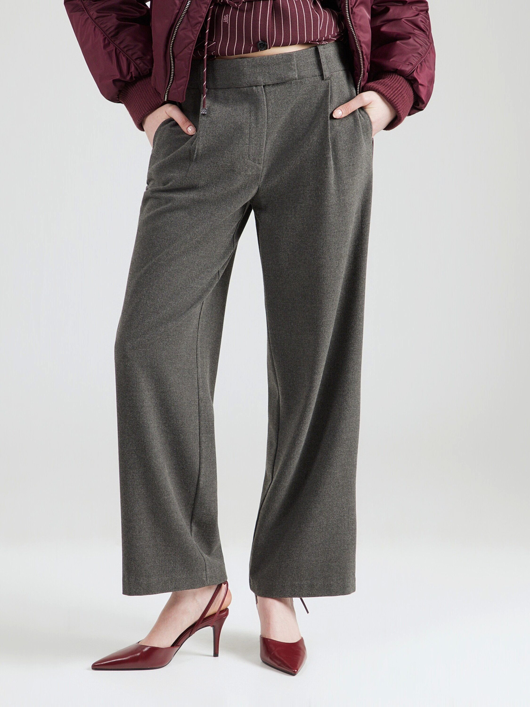 ONLY Stoffhose ONLDeluxe (1-tlg) Falten