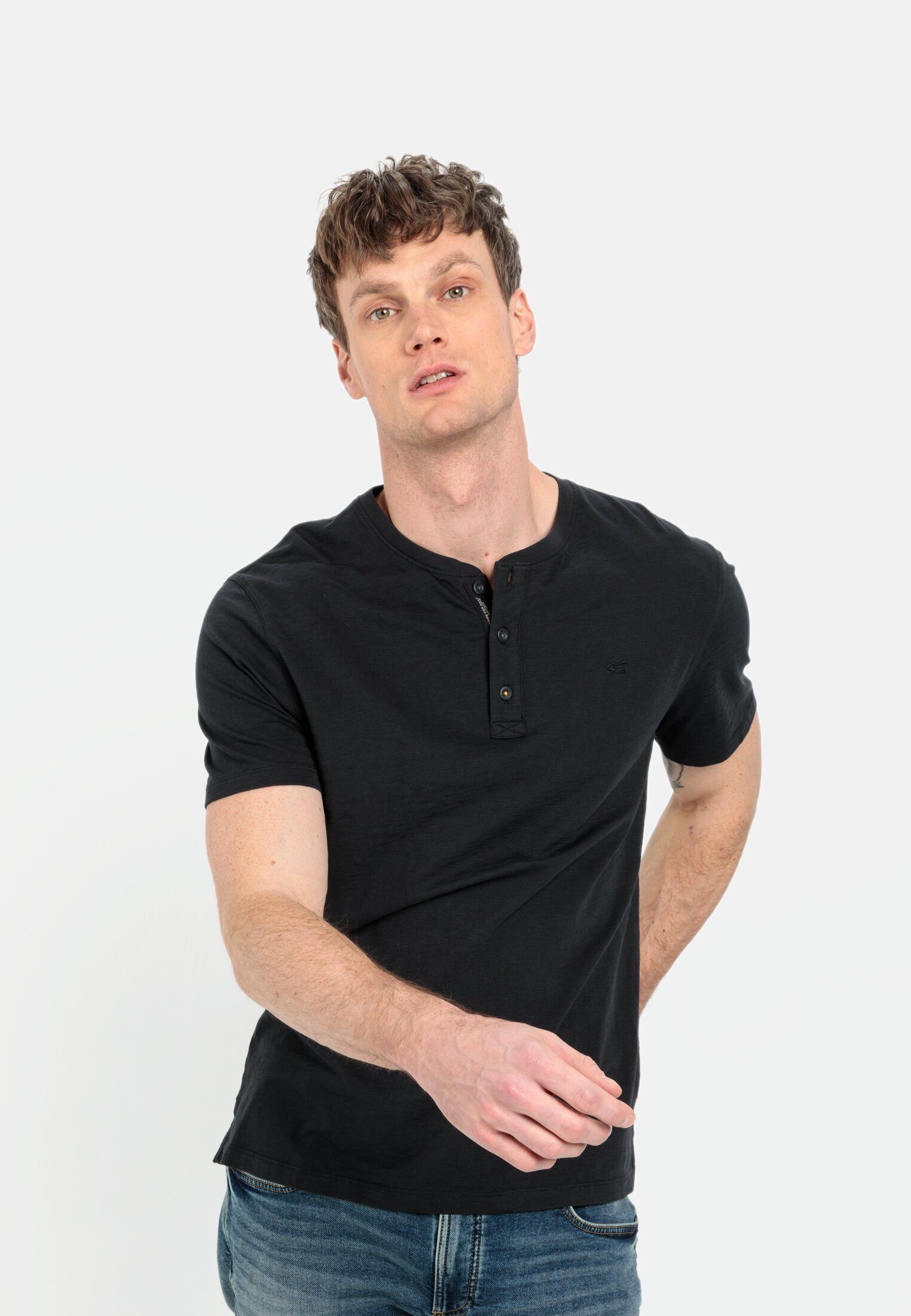 camel active Henleyshirt aus reiner Baumwolle Kurzarm Henley