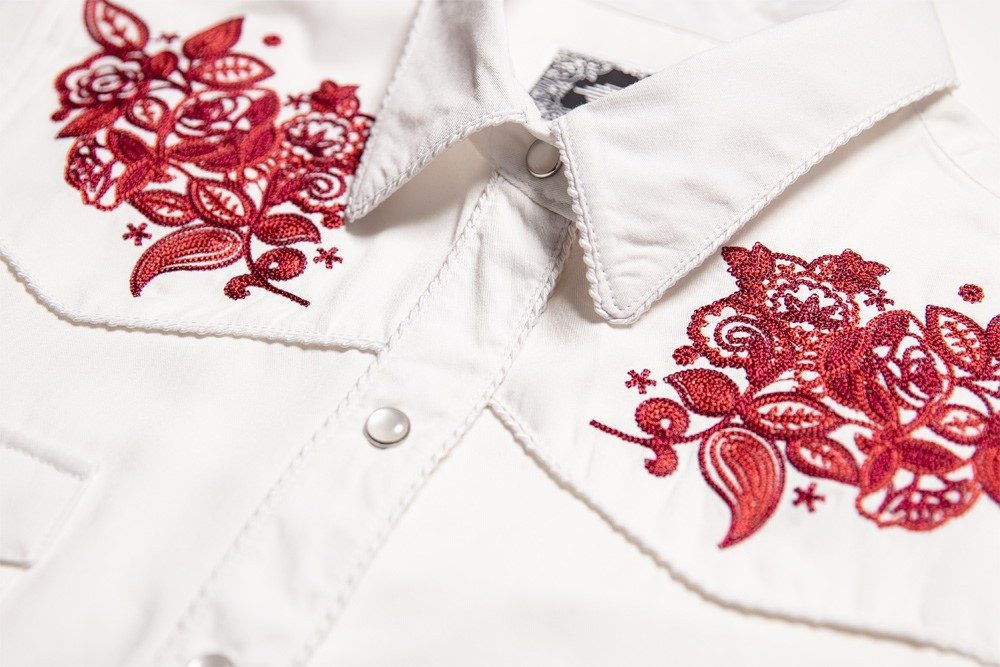 Stars & Stripes Kurzarmbluse Summer bestickte Westernbluse mit Kordelpaspelierung