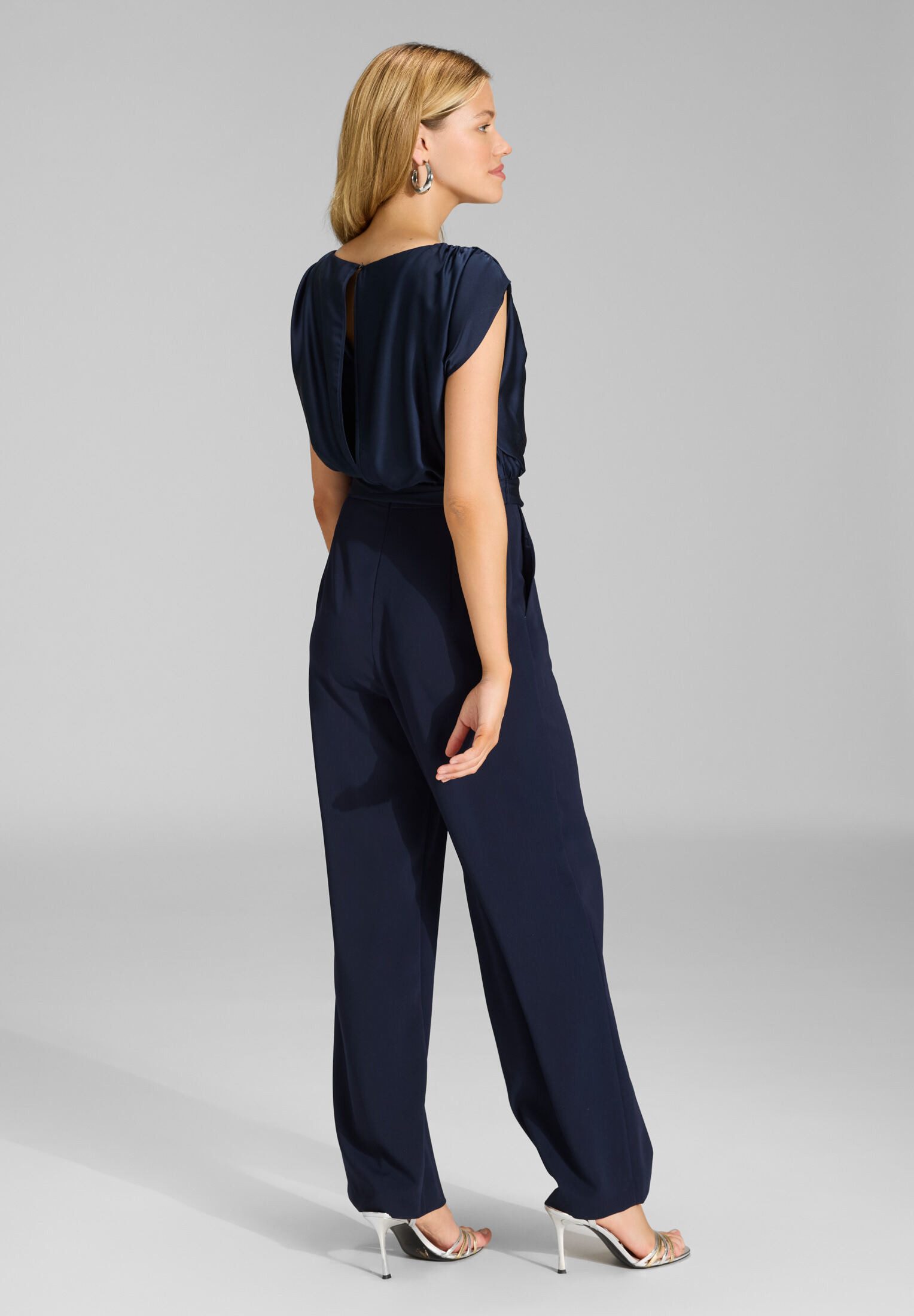 SWING Jumpsuit - Jumpsuit aus Material-Mix Oberteil in lockerer Passform mit gerade geschnittener Hose