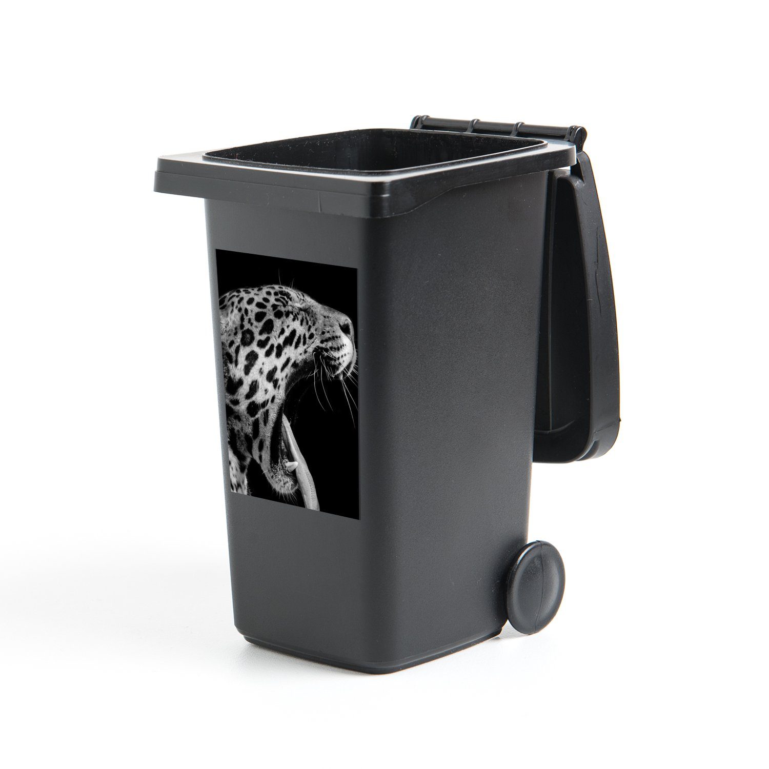 MuchoWow Wandsticker Jaguar - Tier - Schwarz - Weiß (1 St), Mülleimer-aufkleber, Mülltonne, Sticker, Container, Abfalbehälter