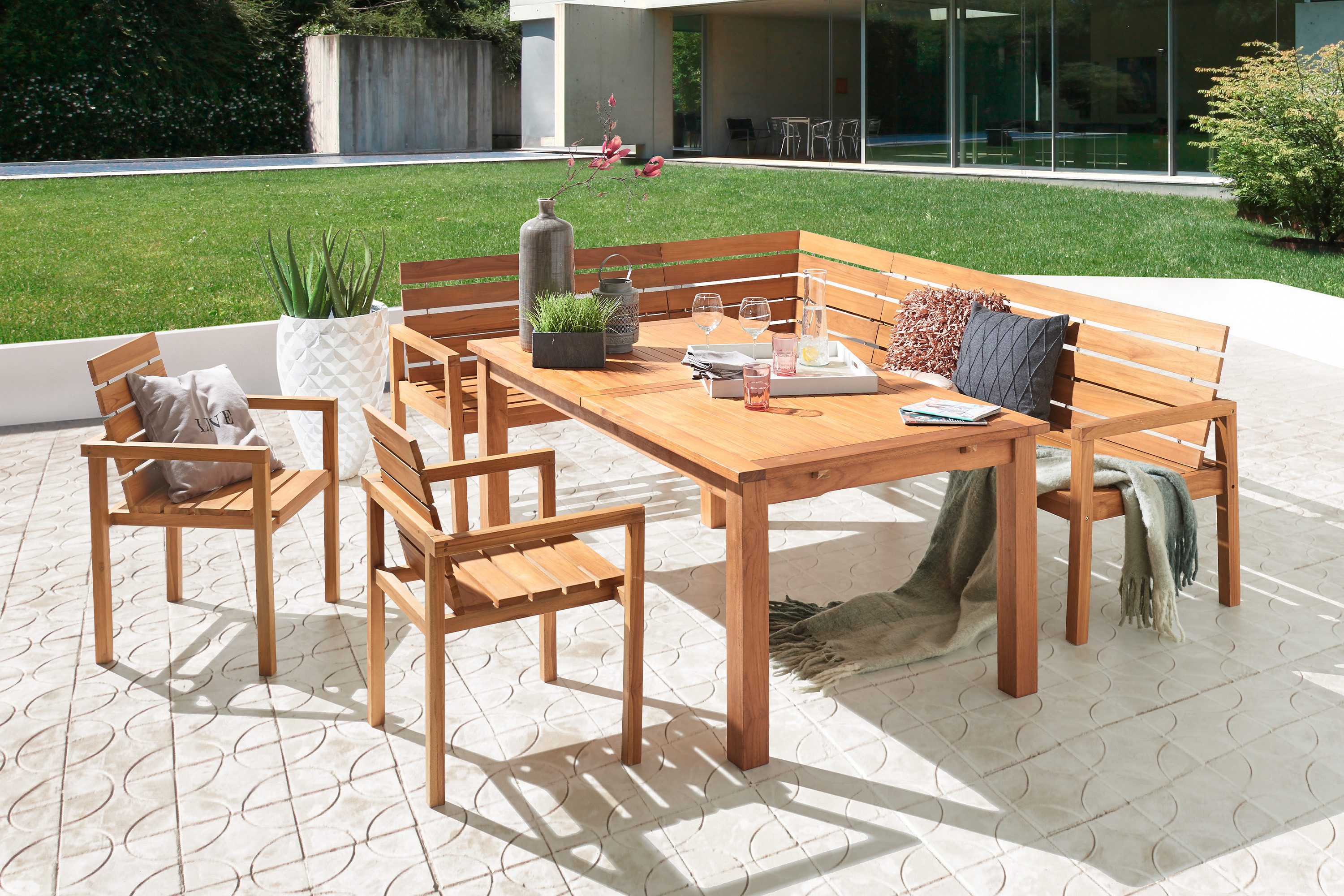 SAM® Essgruppe Waterloo, outdoor, Teakholz, Vierfuß-Gestell Holz, Eckbank und 2 Stühle