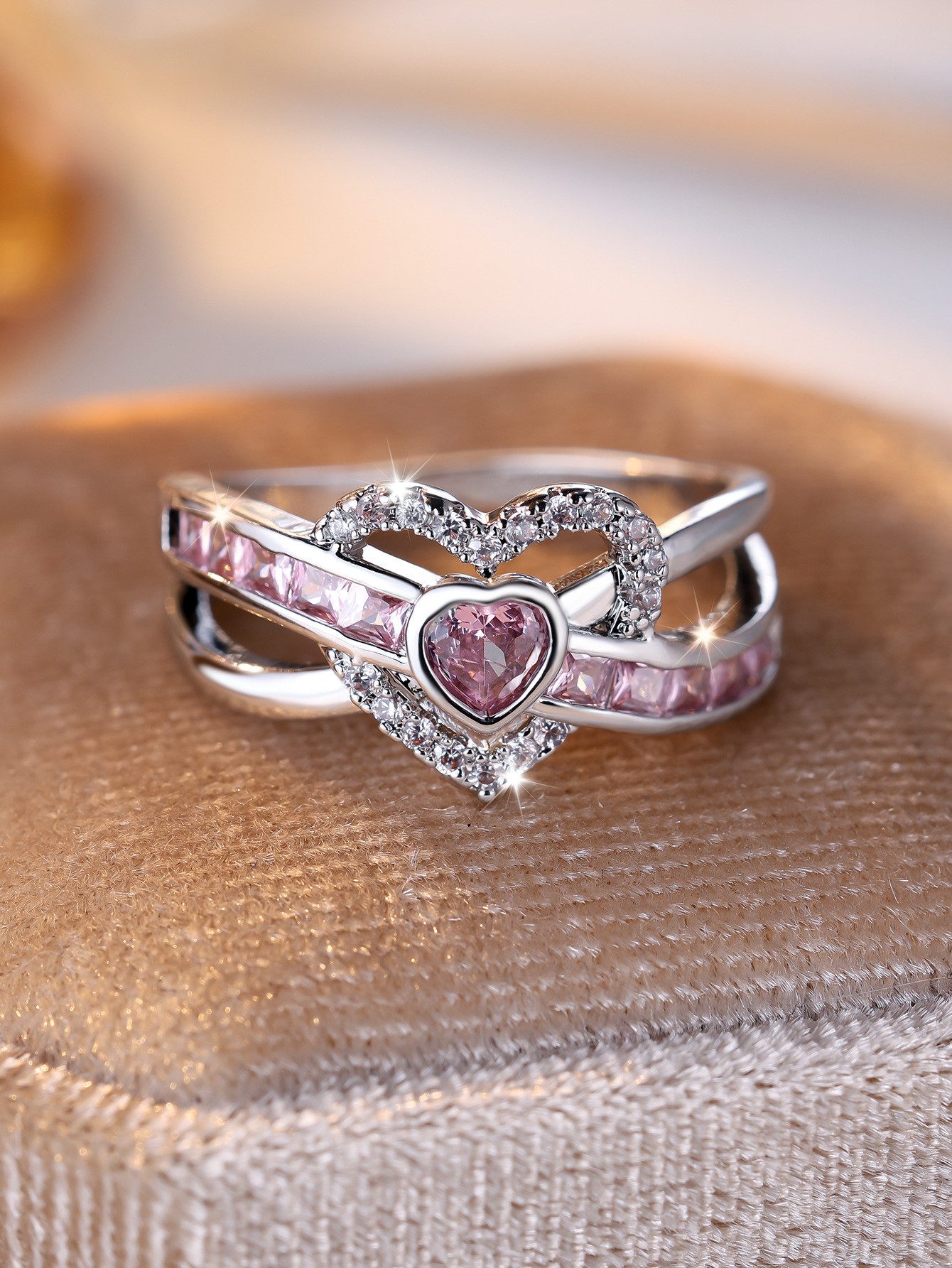 THE FASHION HOUSE Fingerring Eleganter Herzring aus Legierung mit pinkem Zi günstig online kaufen