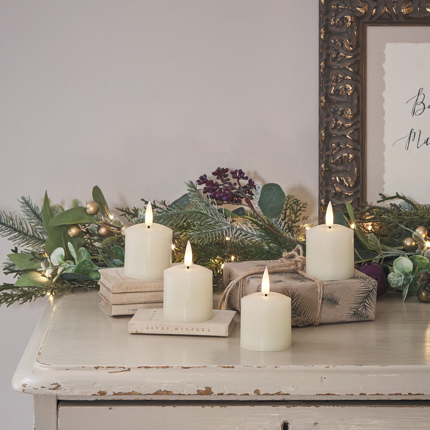 Lights4fun LED-Kerze 4er Set TruGlow® LED Votivkerzen Echtwachs