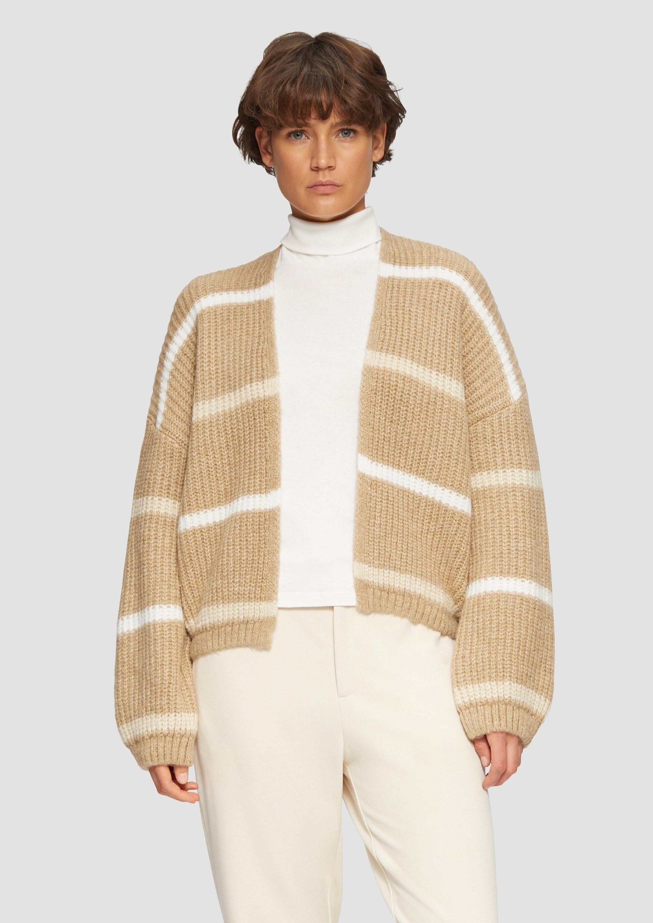 s.Oliver Cardigan Strickjacke Kurzer Cardigan mit überschnittenen Schultern