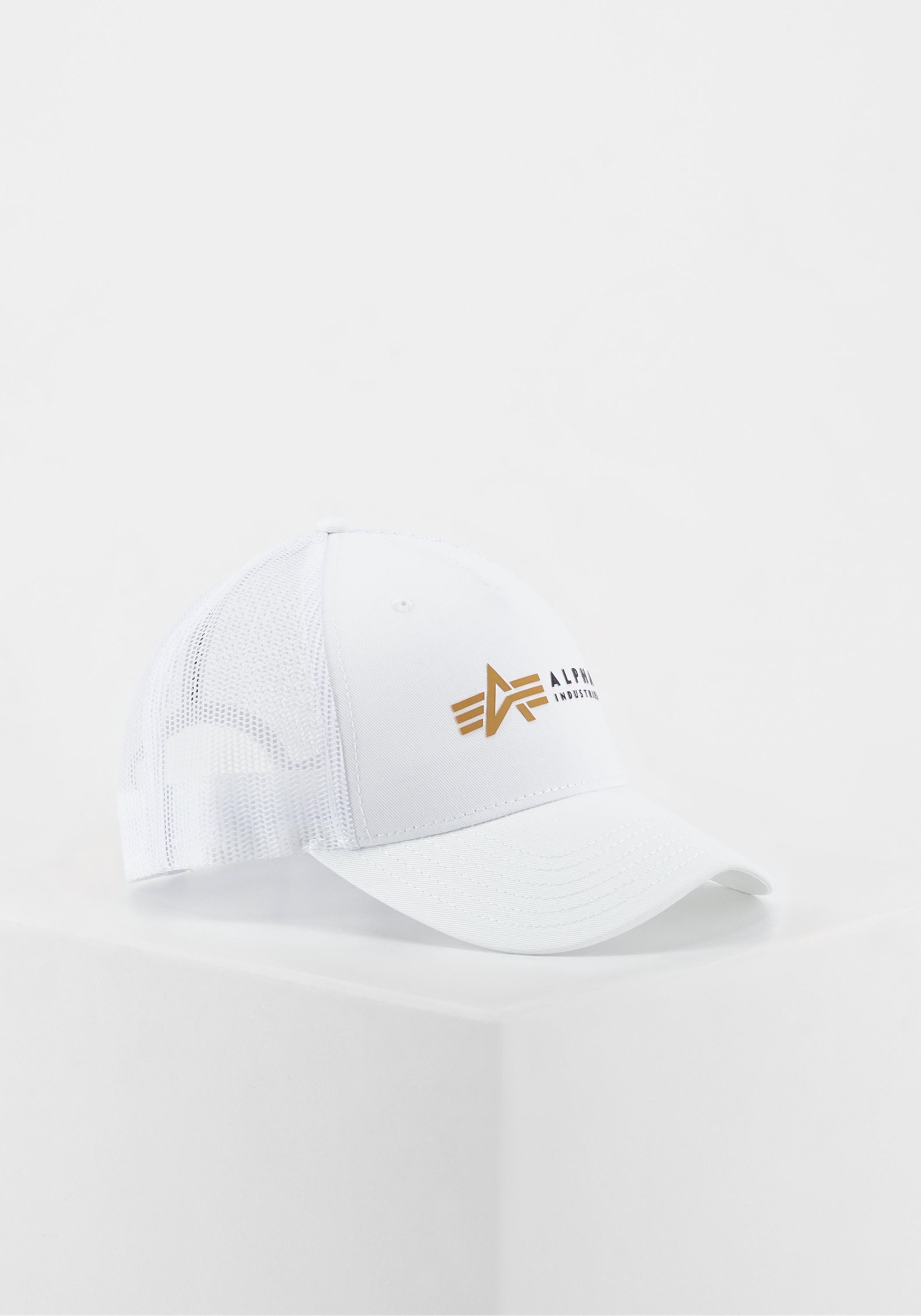 - white Trucker Alpha Trucker Industries Label Cap Accessoires Alpha Industries Alpha Cap Headwear