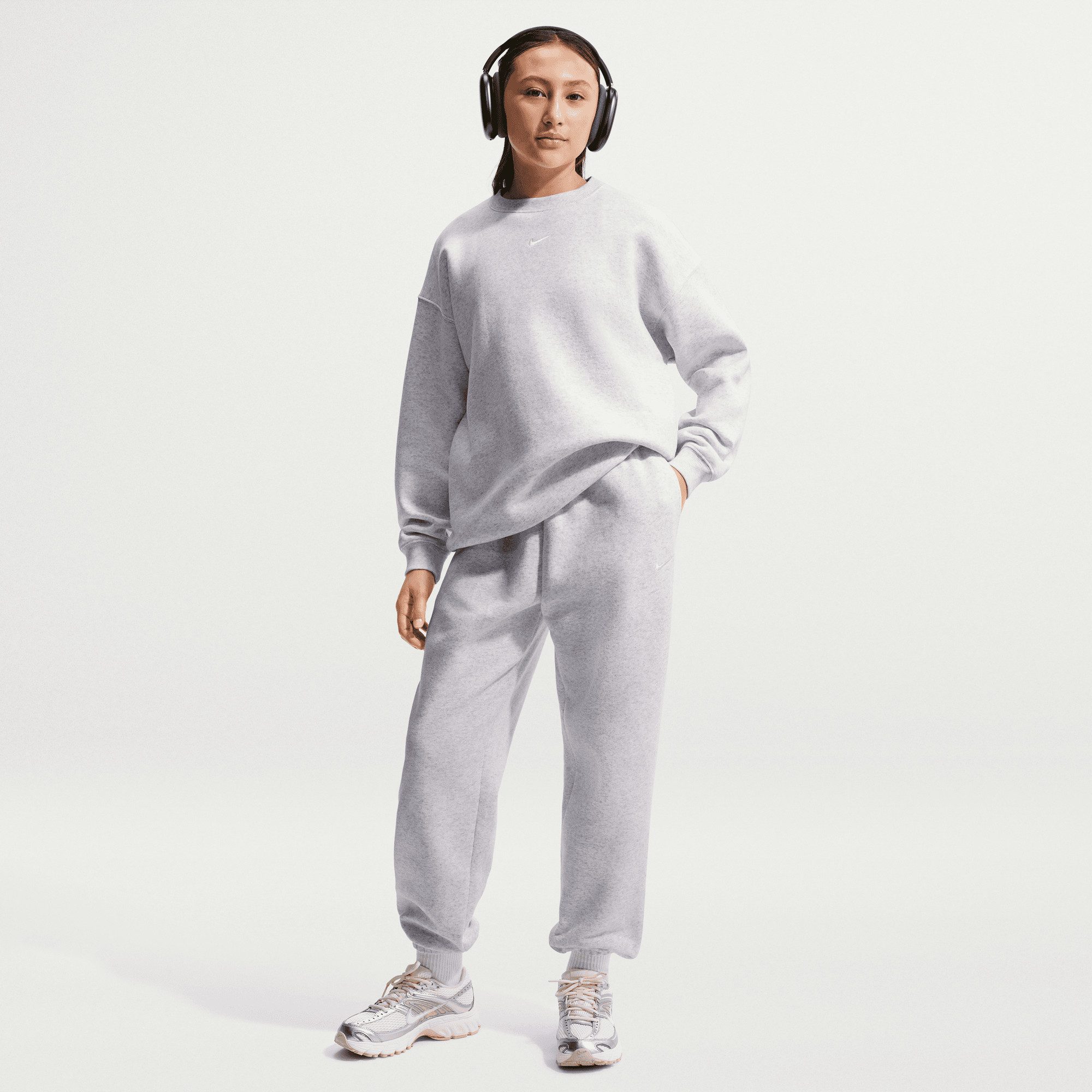 Nike Sportswear Jogginghose G NSW STUDIO FLC LOOSE PNT LBR für Mädchen und Jugendliche – Bild 4 von 5