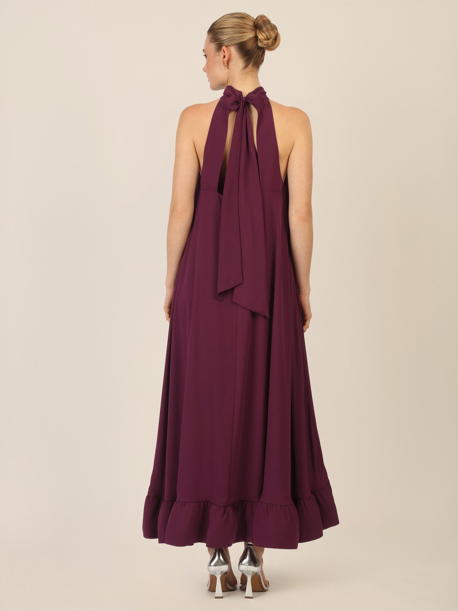 Apart Chiffonkleid mit Volantsaum