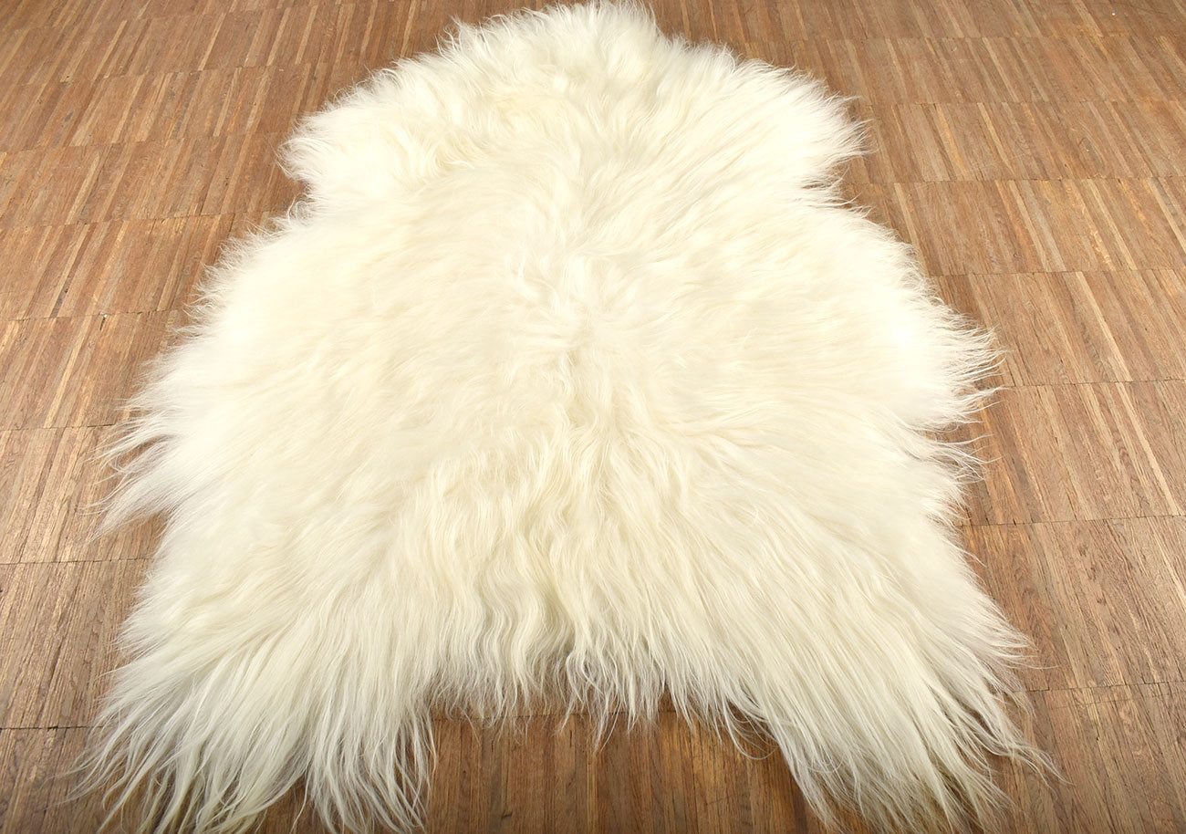 KUHFELL online & NOMAD Fellteppich echtes Island Lammfell langwollig 90-100 cm Schaffell Läufer Teppich, Atmungsaktiv, Feuchtigkeitsregulierend, Antibakteriell
