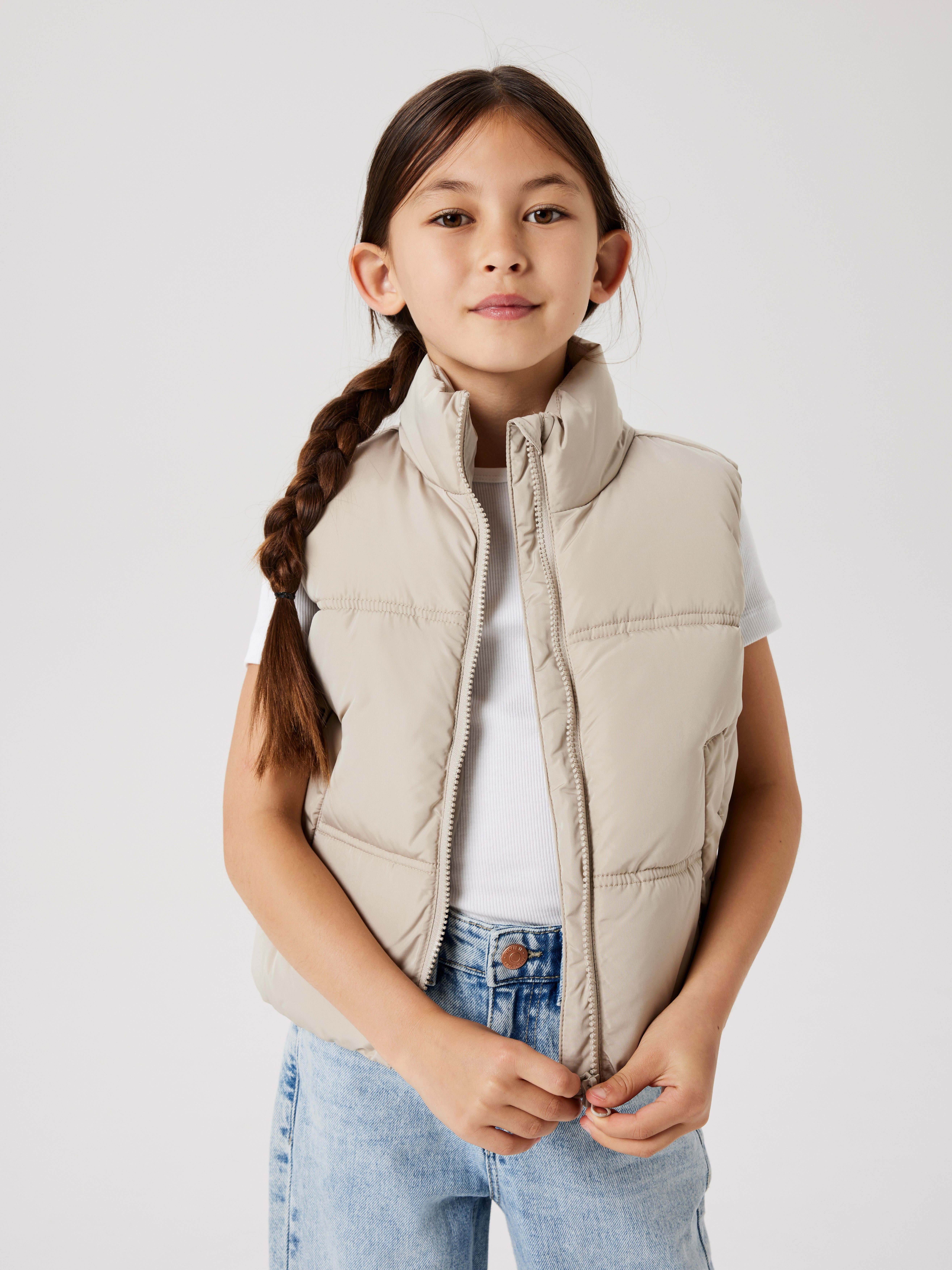 Name It Steppweste NKFMAKET für Mädchen mit Stehkragen und leichter Füllung regular fit, Steppware, unifarben, Stehkragen