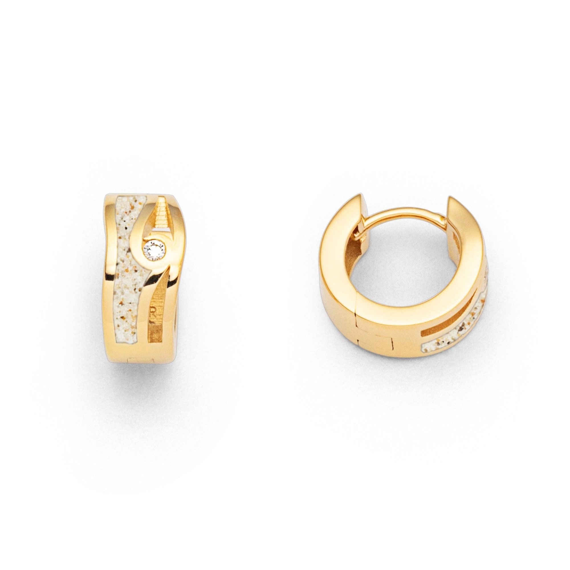 DUR Paar Creolen O5670 „Maui“ – Vergoldet – Strandsand & Zirkonia – 14 mm, – Maritime Klappcreolen