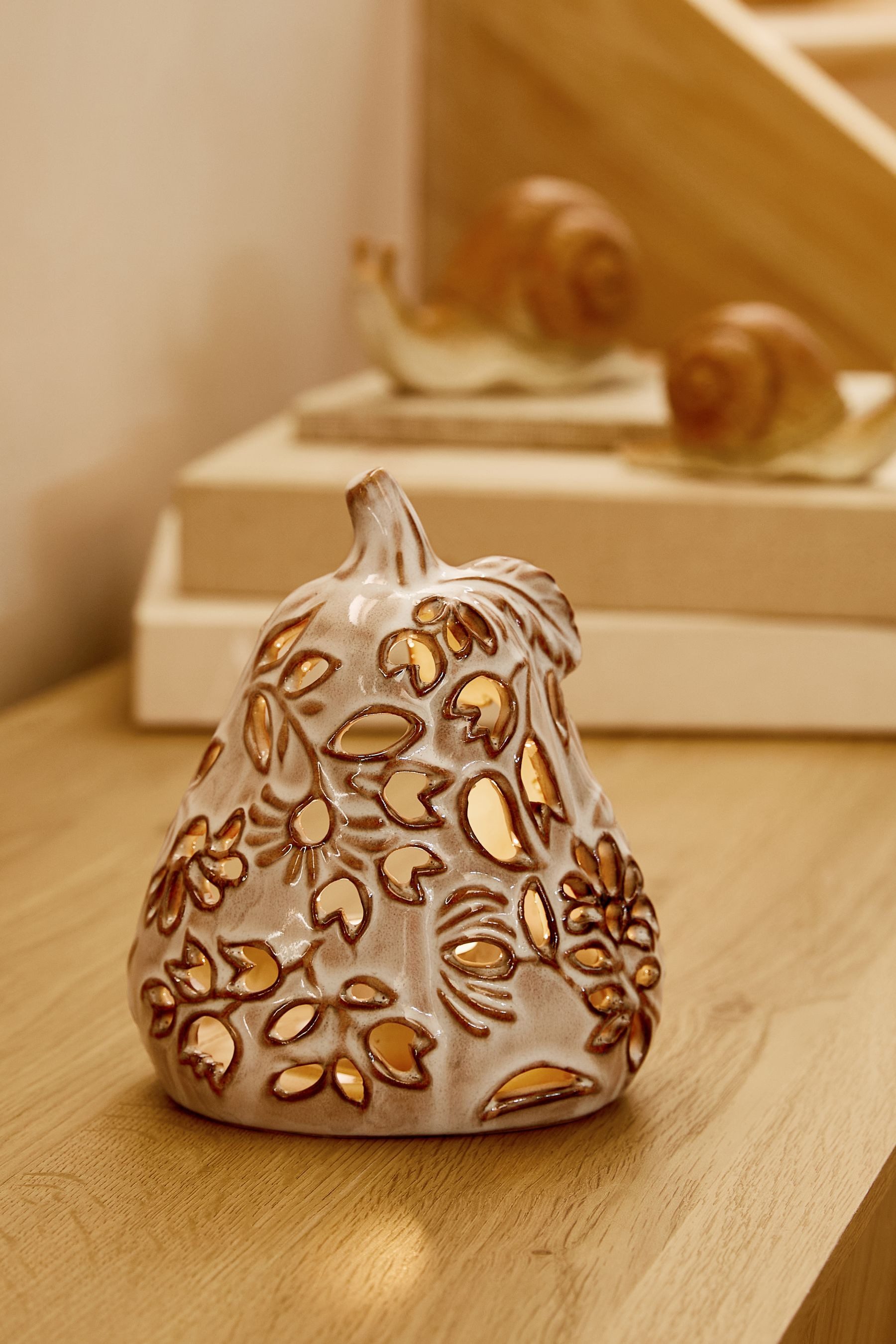 Next Teelichthalter Teelichthalter aus Keramik im Kürbismotiv günstig online kaufen