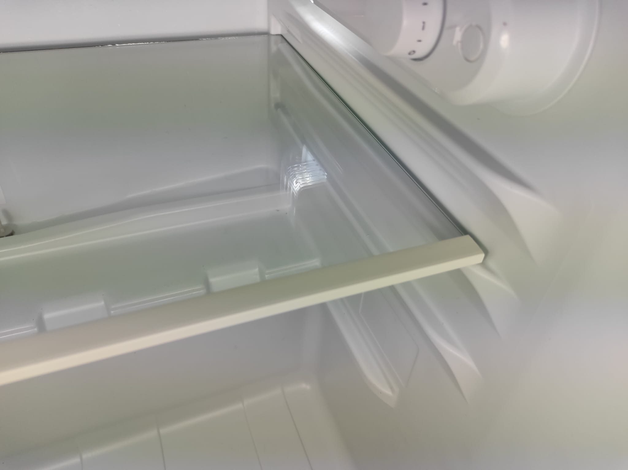 dieGlasschmiede Einlegeboden Kühlschrank, mit Kantenschutzleiste, Breite: 47,5cm, diverse Tiefen – Bild 4 von 5