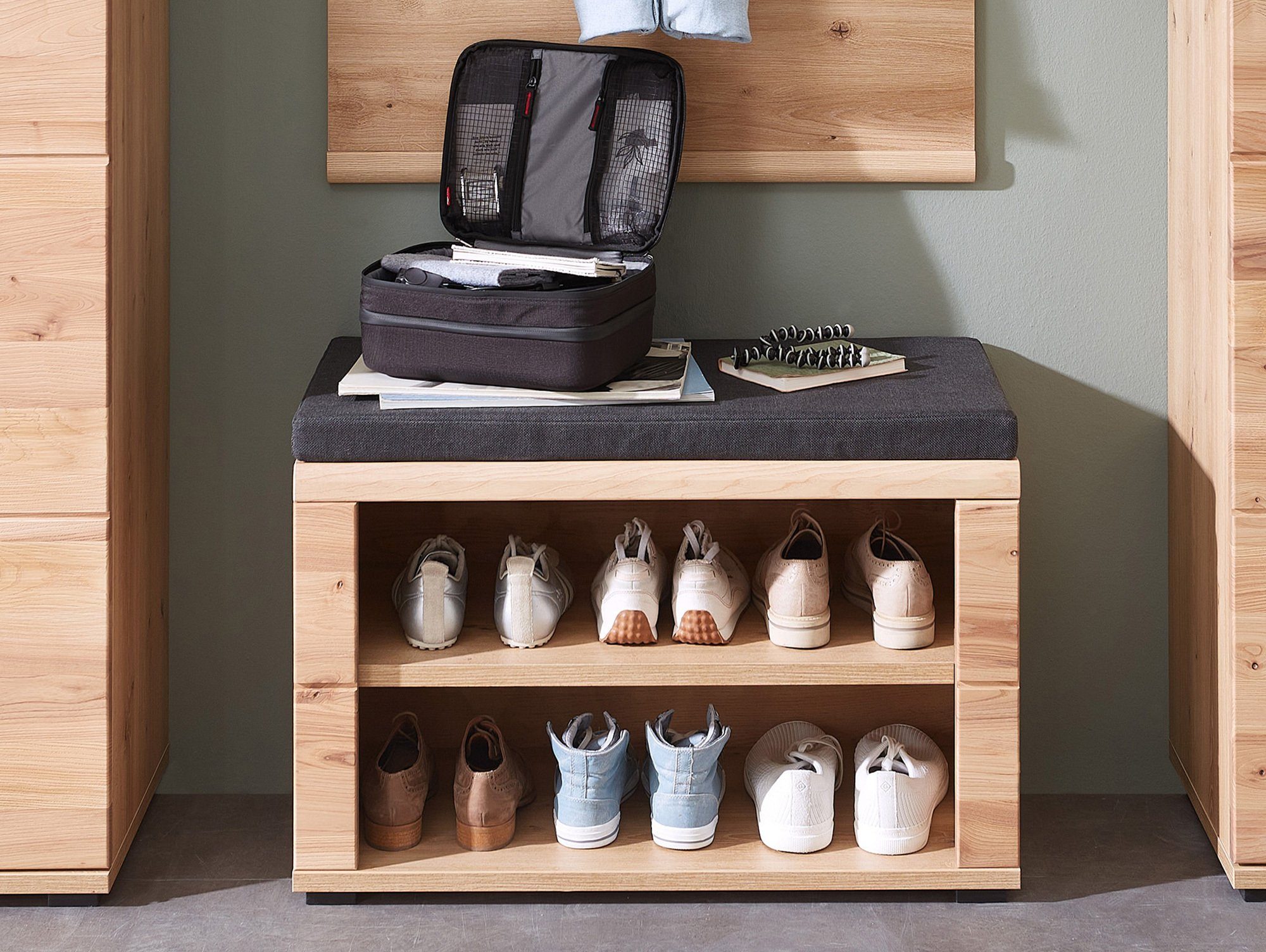 Moebel-Eins Garderobenschrank