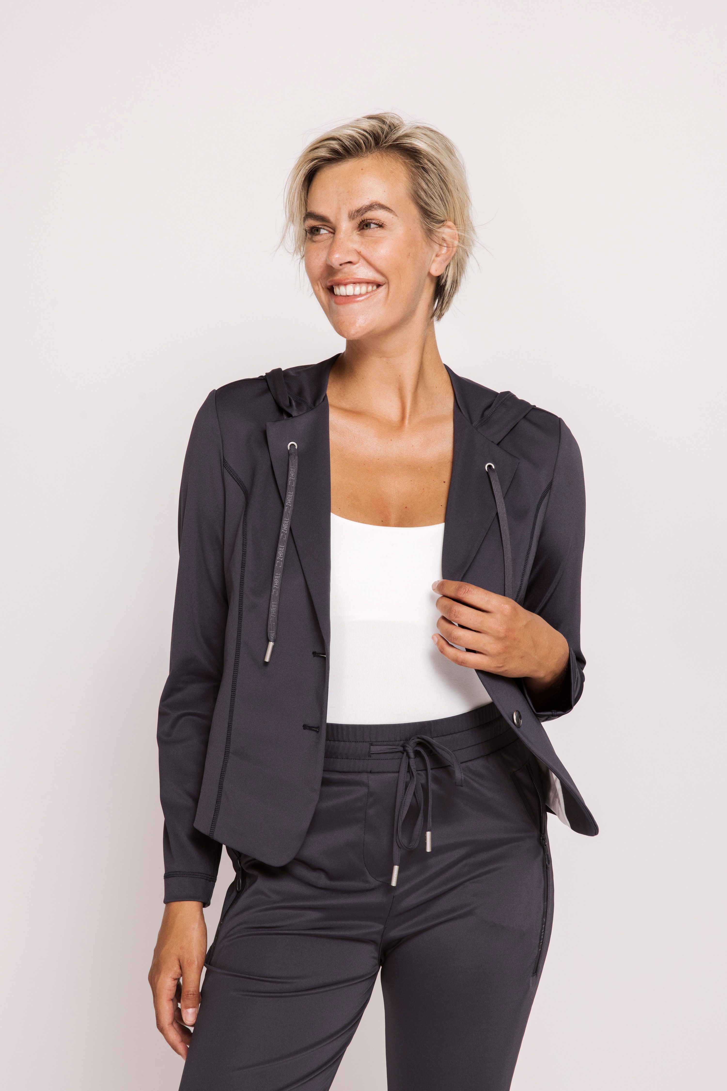 Zhrill Kurzblazer ZHDARCIA Blazer mit Kapuze mit Reverskragen/Kordelzug und Kapuze