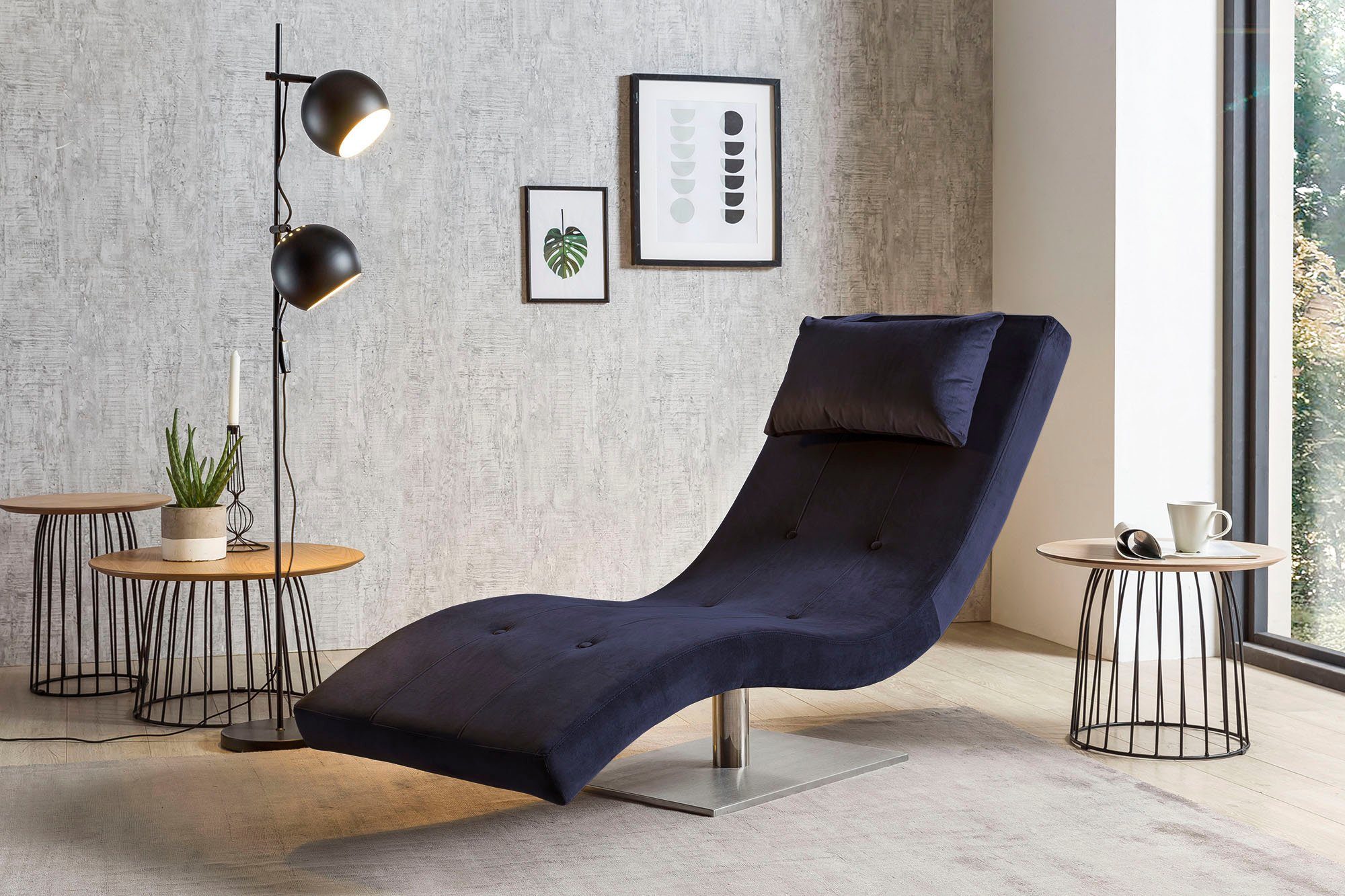 SalesFever Relaxsessel Komfortabler Sessel zum Entspannen, Extravagante Relaxliege: Samtbezug, Knopfheftung, Edelstahlgestell