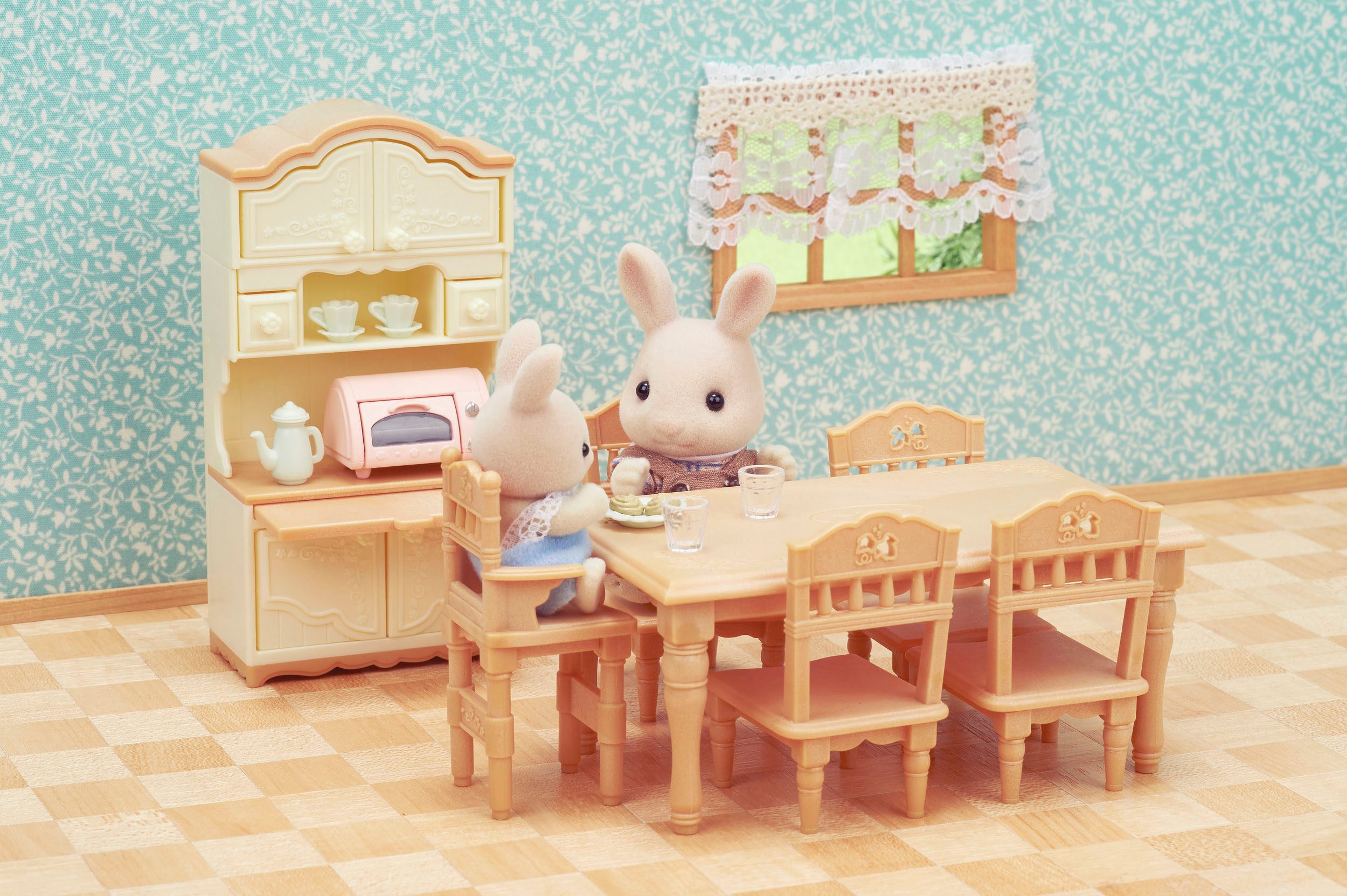 Sylvanian Families Spielwelt Landhaus Esszimmer (5340) – Bild 5 von 5