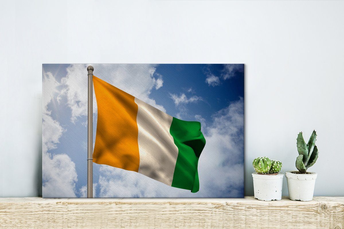 OneMillionCanvasses® Leinwandbild Hissende Flagge Wanddeko, (1 der Elfenbeinküste, 30x20 Aufhängefertig, Wandbild St), Leinwandbilder, cm