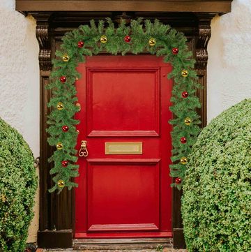 Kunstgirlande Tannengirlande Weihnachtsgirlande zum selber schmücken Dekogirlande Künstliche Tannengilande, HMH-Shop, 220 Spitzen zum selbst anordnen