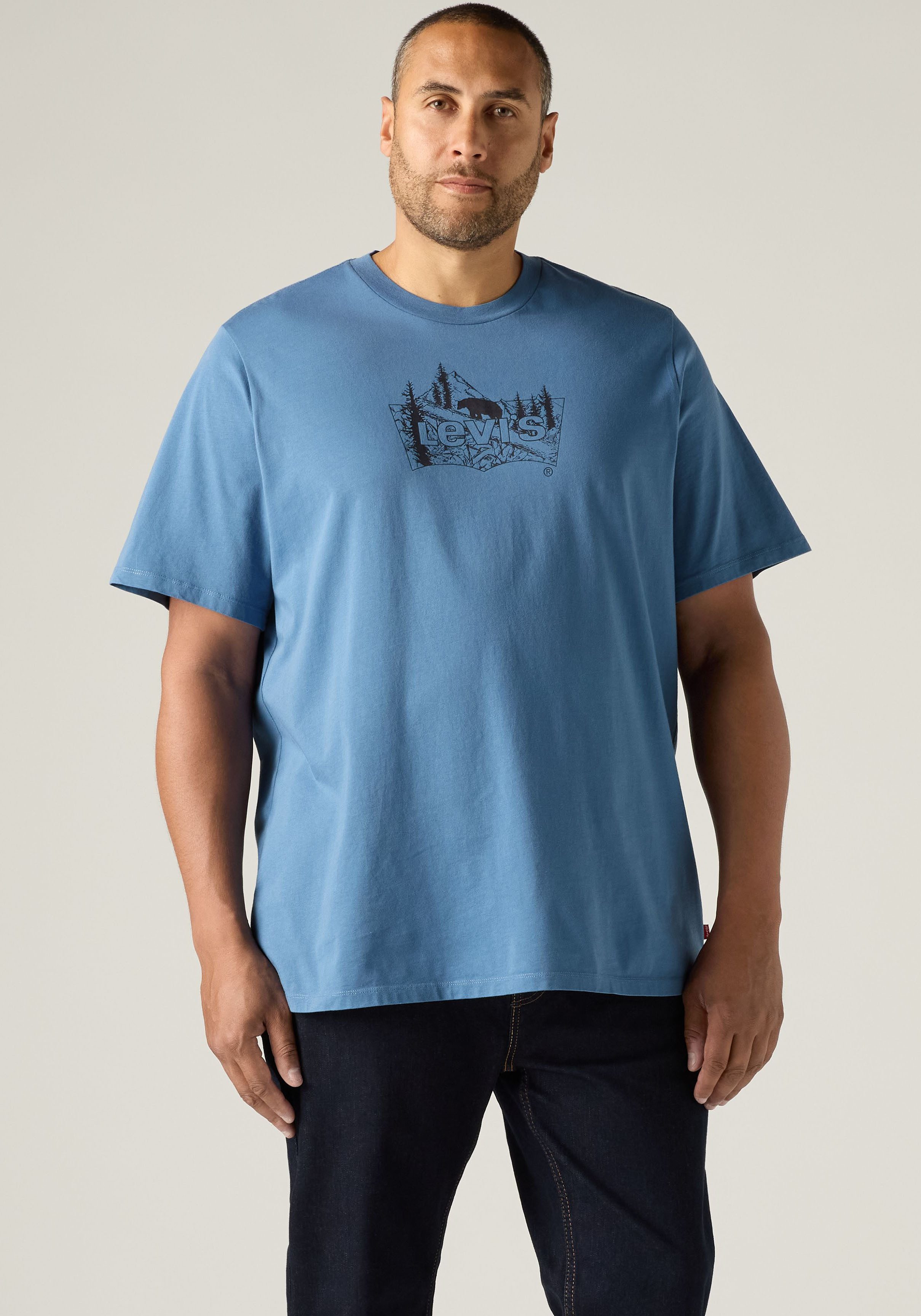 Levi's® Plus T-Shirt LSE B&T BIG GRAPHIC TEE mit Logostickerei auf der Brust
