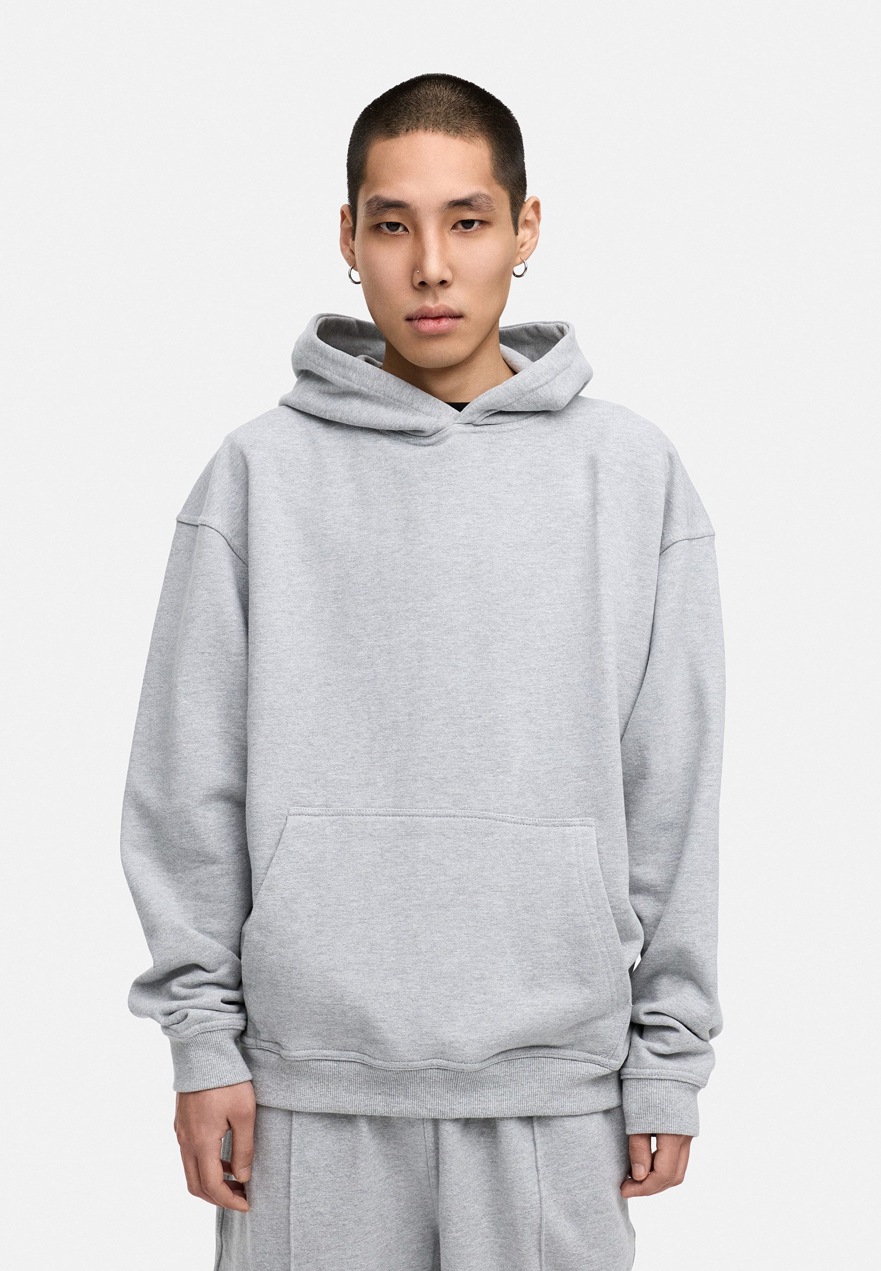 BEHYPE STUDIOS Hoodie IM OVERSIZE FIT günstig online kaufen