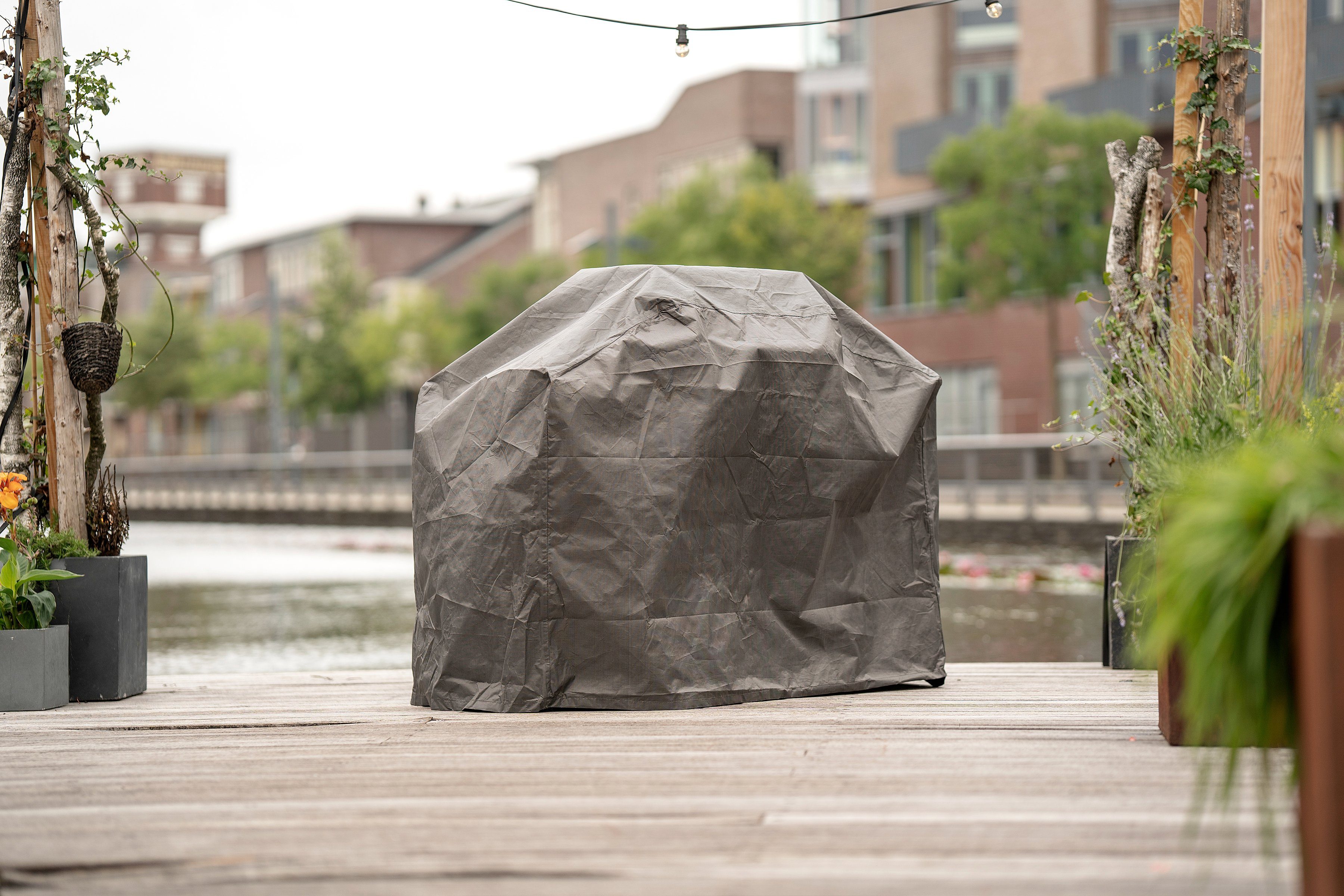 winza outdoor covers Grill-Schutzhülle Outdoor Cover (Premium Schutzhülle barbecue), wasserdicht, UV beständig, 100 % recycelbar, 135x65x110 cm