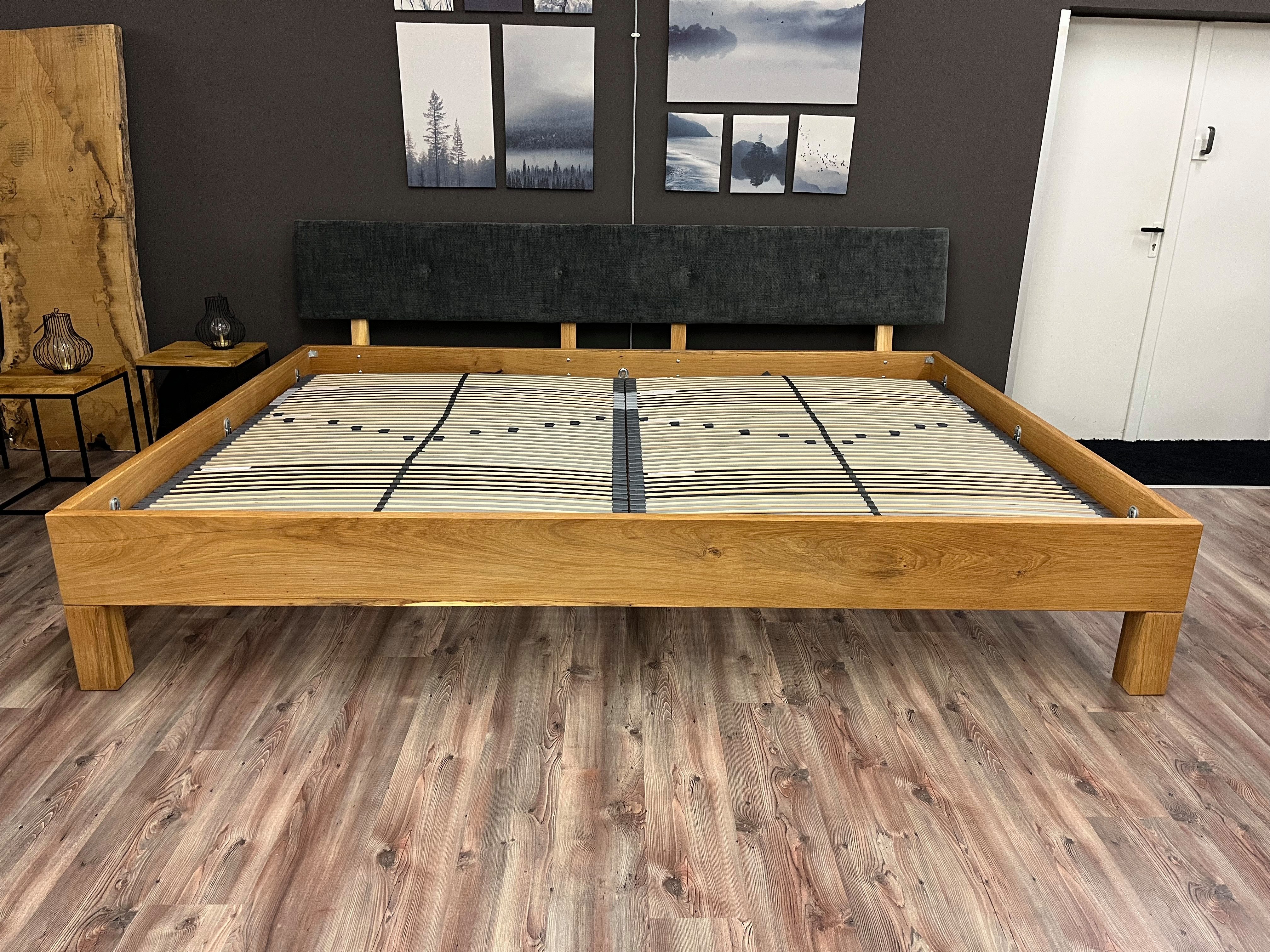 Möbel Specht Massivholzbett Miika Soft (Familienbett, bis zu einer Liegefläche von 400x220cm), Eiche massiv + Polsterkopfteil