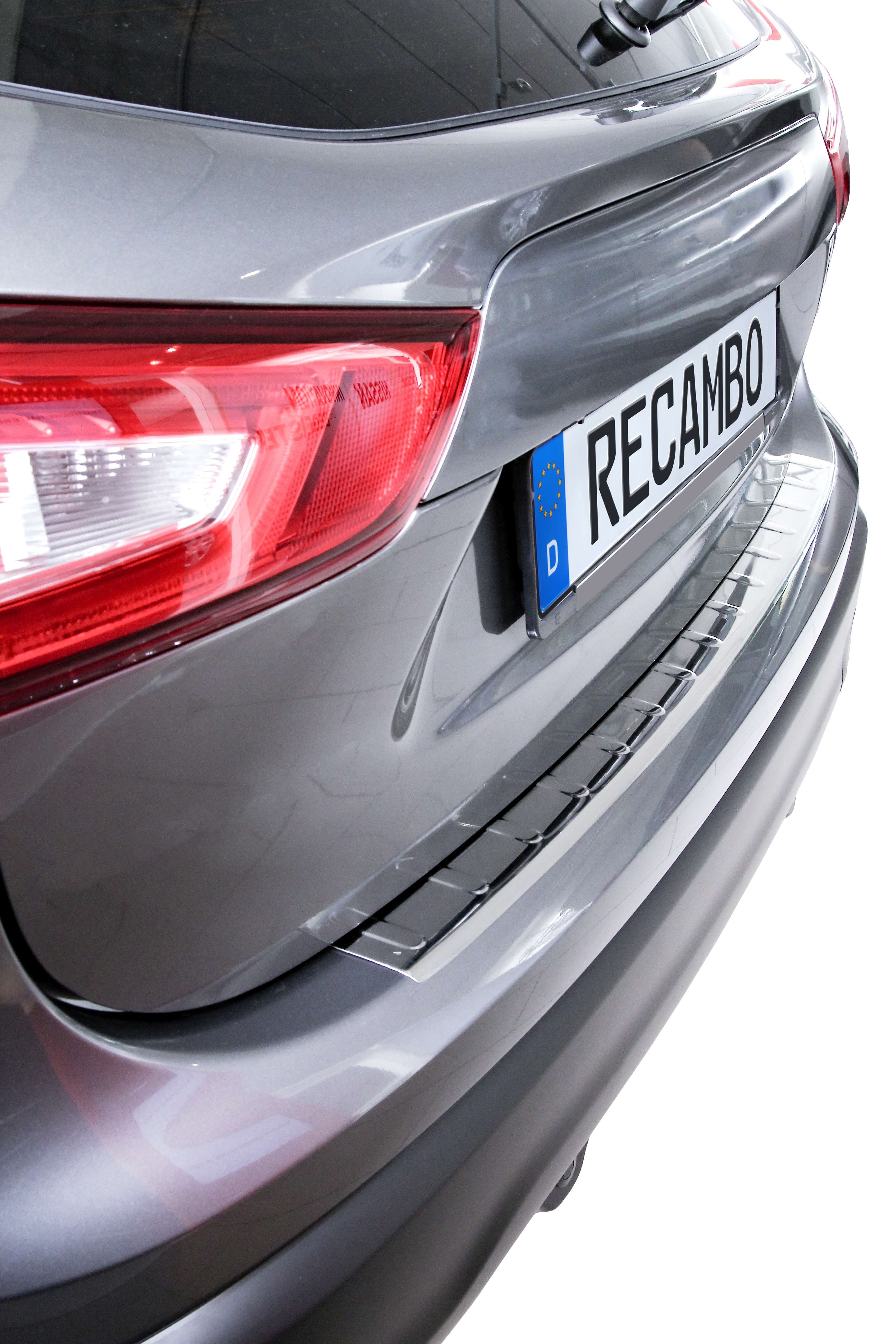 RECAMBO Ladekantenschutz für NISSAN QASHQAI II, J11, 2013-2016 Stoßstangenschutz, V2A rostfrei, Exklusive Optik, praktischer Schutz & perfekte Passform
