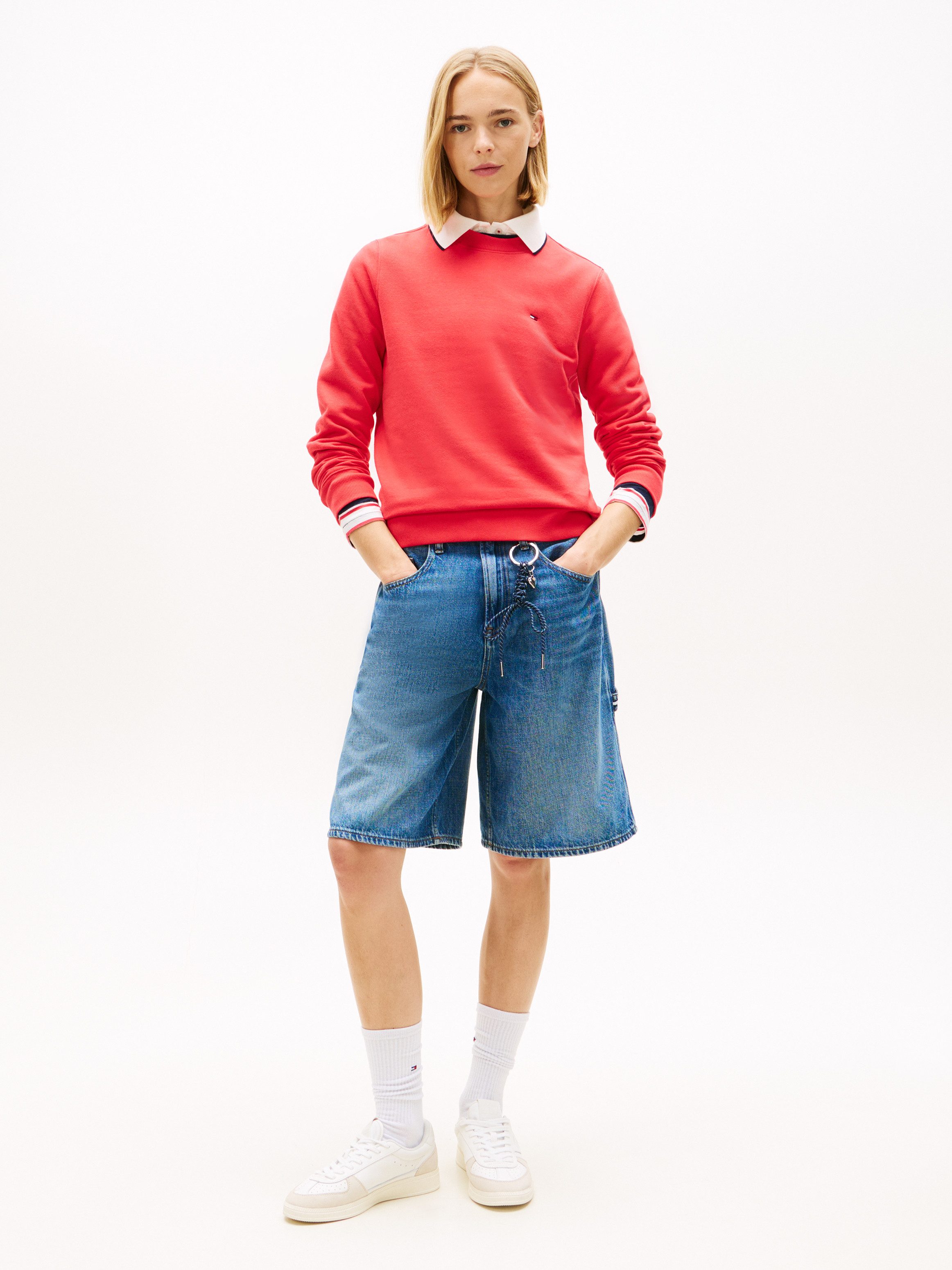 Tommy Jeans Sweatshirt TJW REG S FLAG CREW mit Logostickerei, Regular Fit