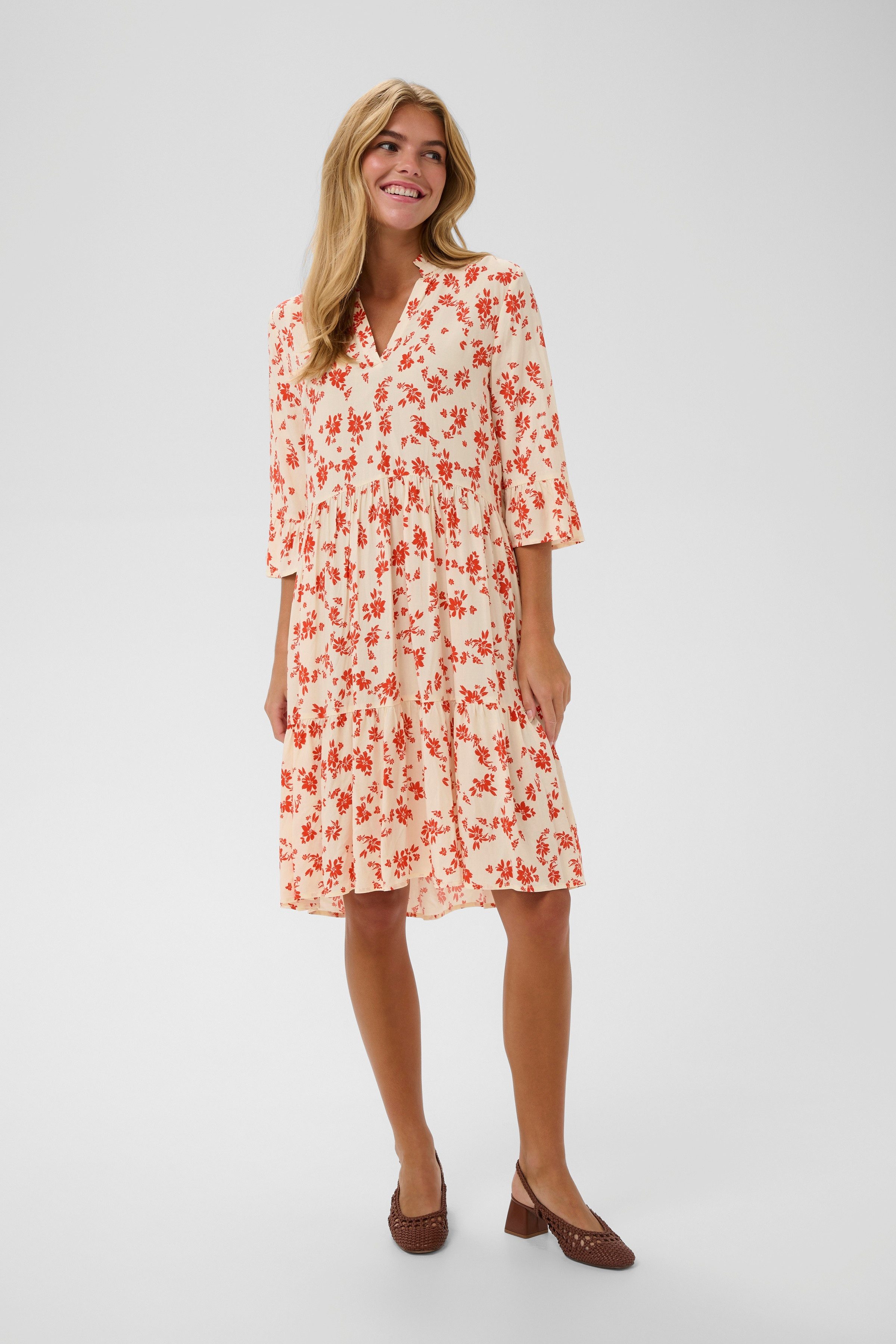 Saint Tropez Blusenkleid EdaSZ Dress Sommerkleid, Tunikakleid mit Volant und 3/4 Ärmel – Bild 4 von 5