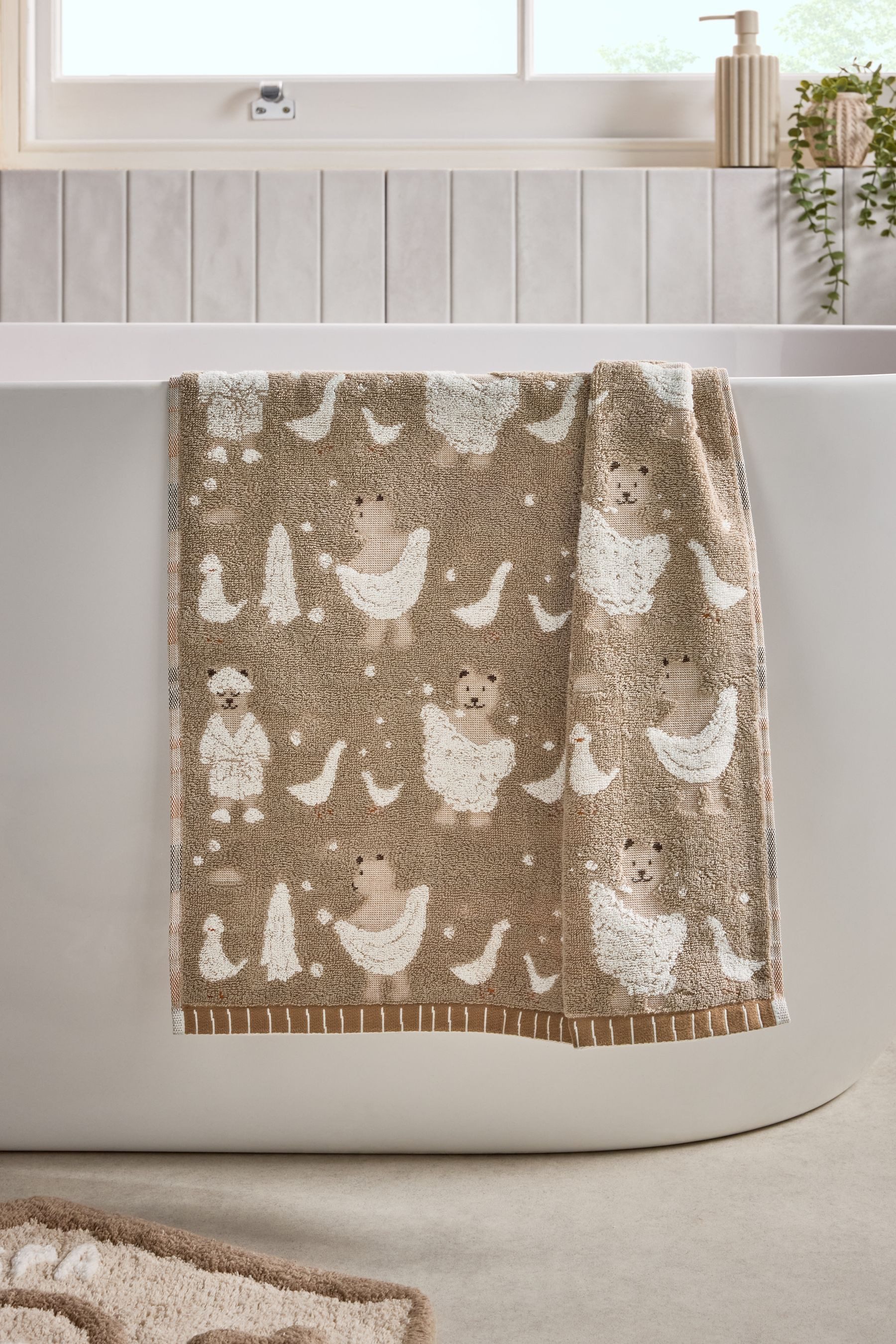 Next Handtuch Bertie Woodland Spa Handtuch aus 100 % Baumwolle, (1-St) – Bild 4 von 5