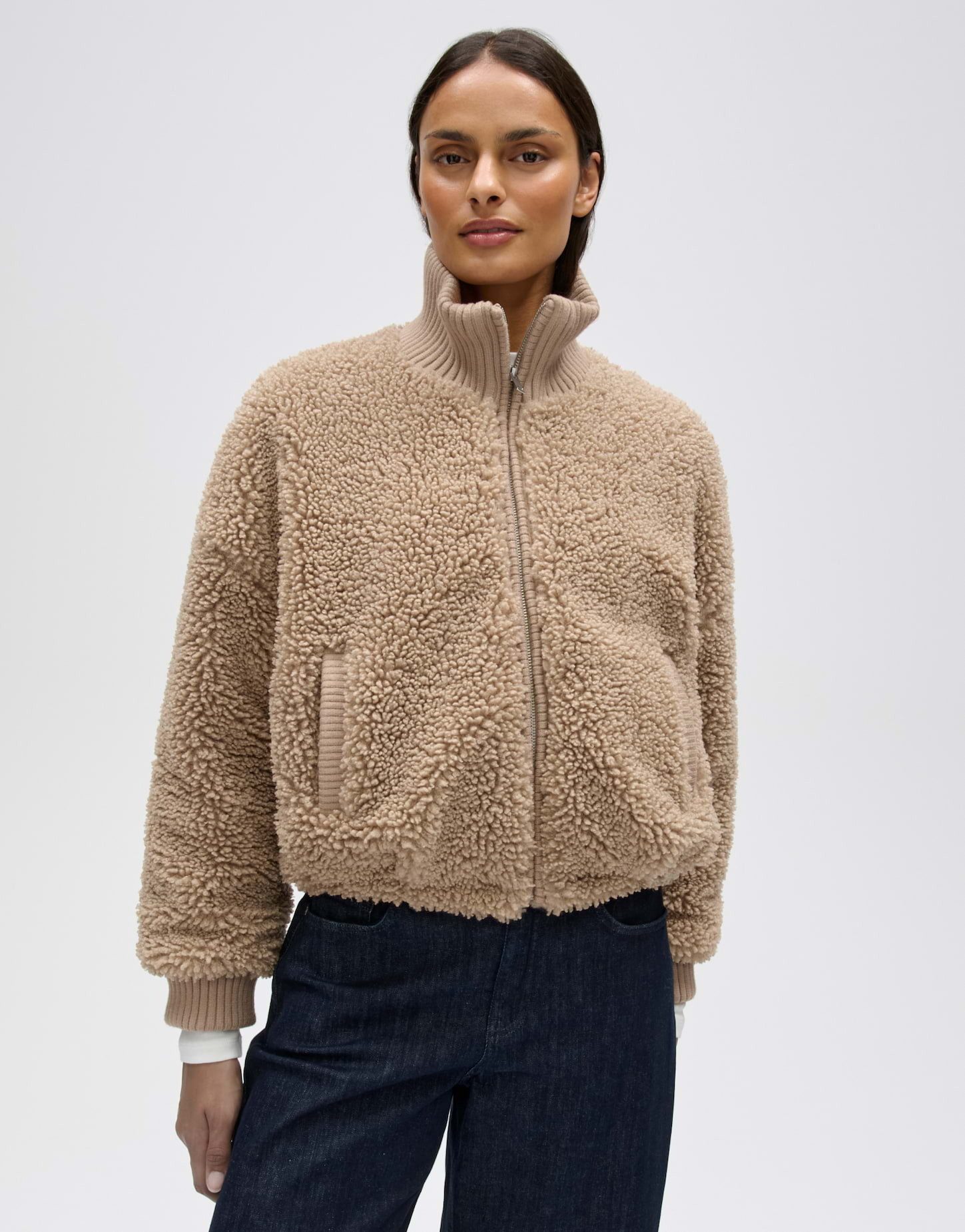 OPUS Bomberjacke Halkara aus weichem Teddyplüsch