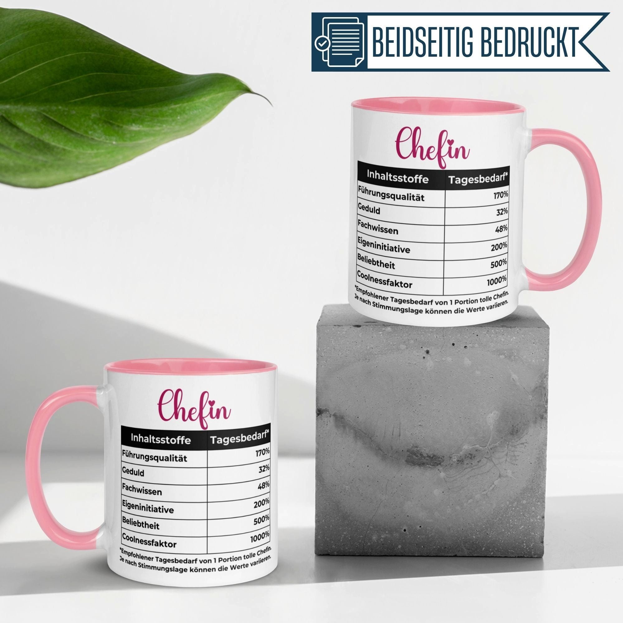 Momentals Tasse Geschenk Chefin – „Inhaltsstoffe - Führungsqualität und Coolness“, Gratis Versand · Links-&Rechtshänder · Spülmaschinenfest