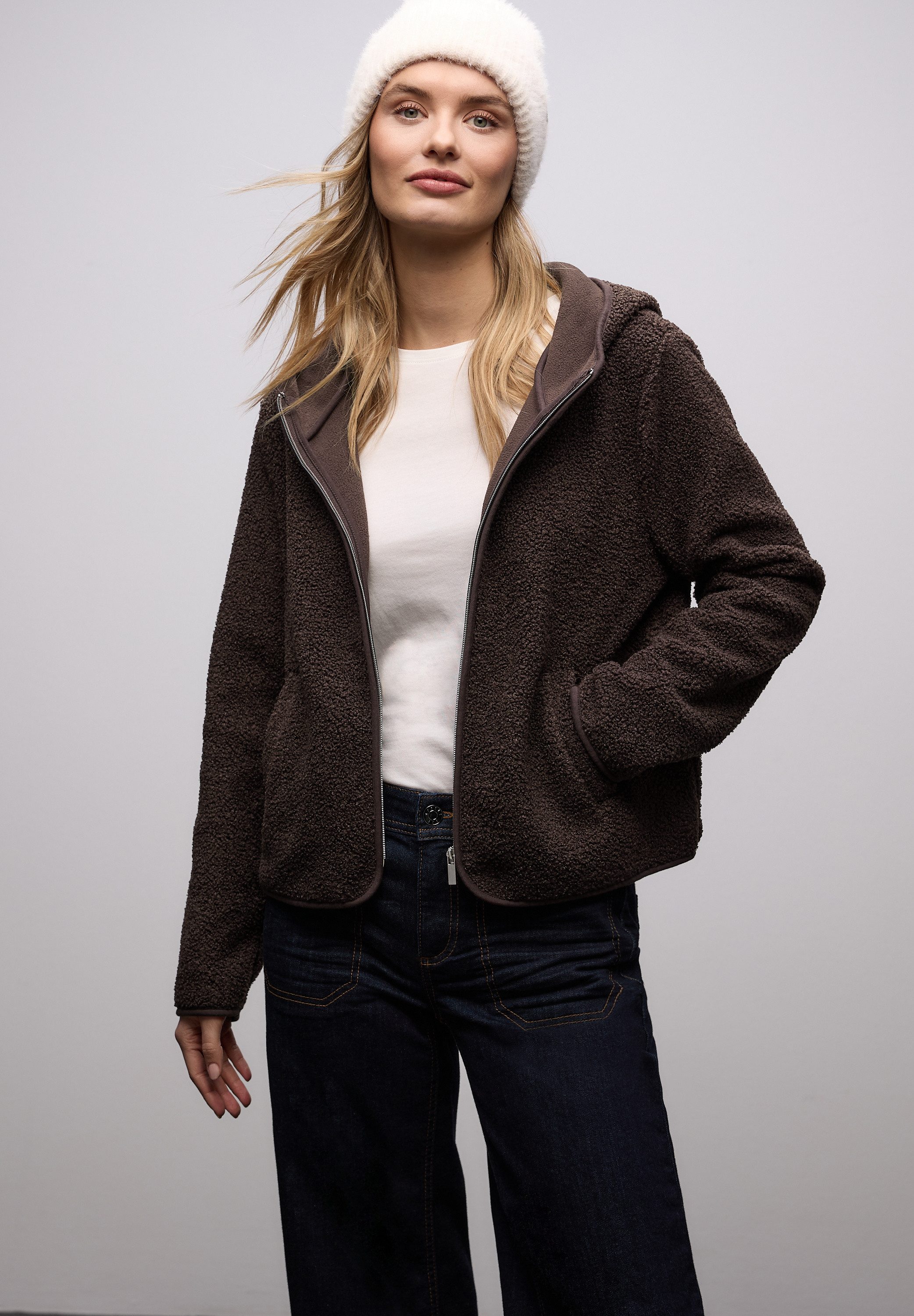 STREET ONE Strickfleecejacke Teddy-Jacke mit Kapuze und Reißverschluss günstig online kaufen