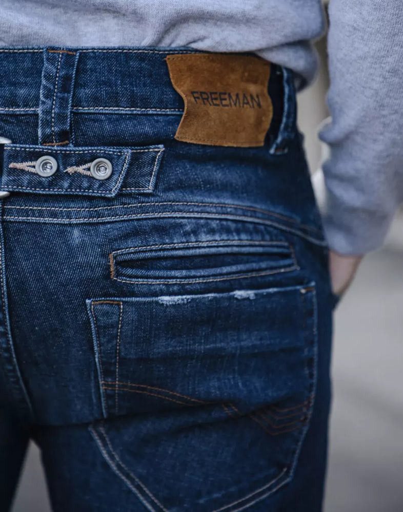 Freeman T. Porter Straight-Jeans Eddy stretch Denim Santacruz Martingale am Rücken mit Knöpfen