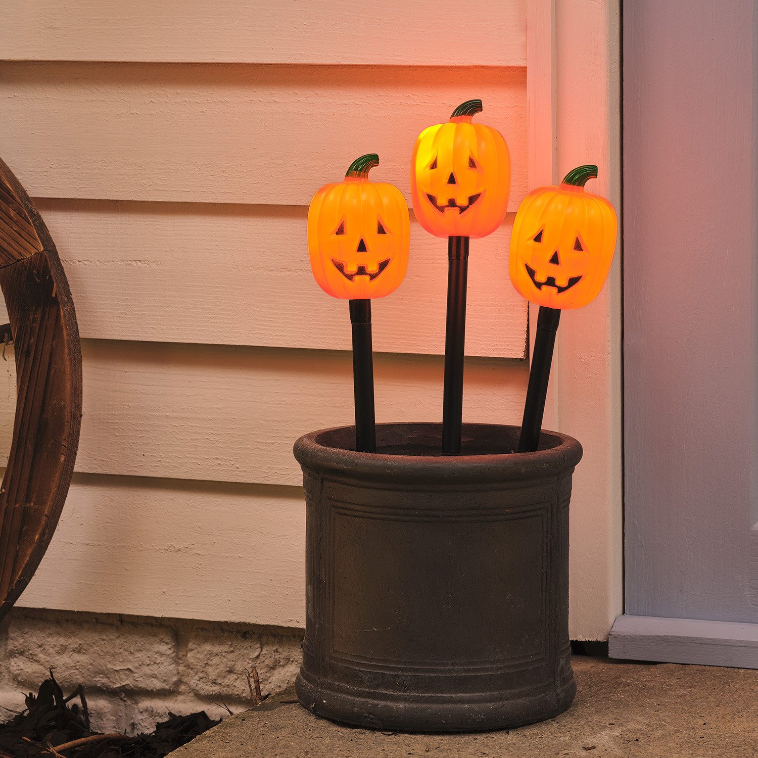 Lights4fun LED Gartenleuchte 3er Set LED-Kürbis-Stableuchten für den Außenbereich