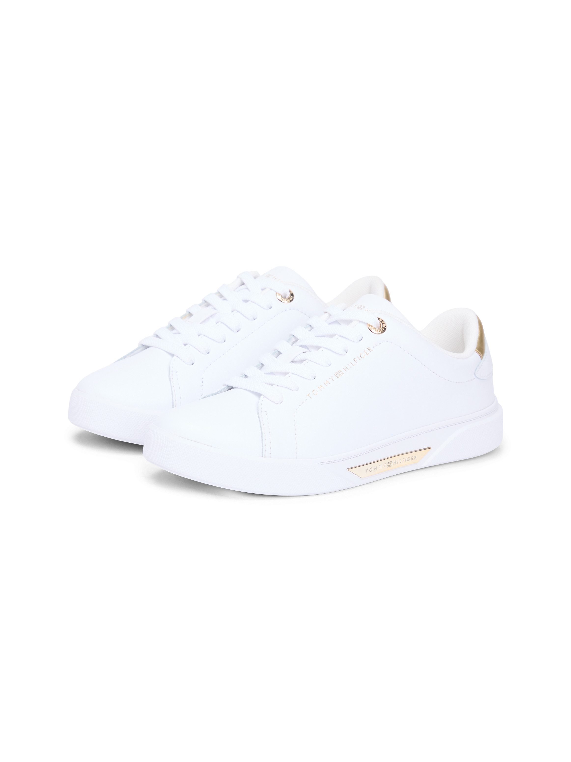 Tommy Hilfiger ESSENTIAL CHIC COURT SNEAKER Plateausneaker, Freizeitschuh, Halbschuh, Schnürschuh, Logo-Applikation im Plateau