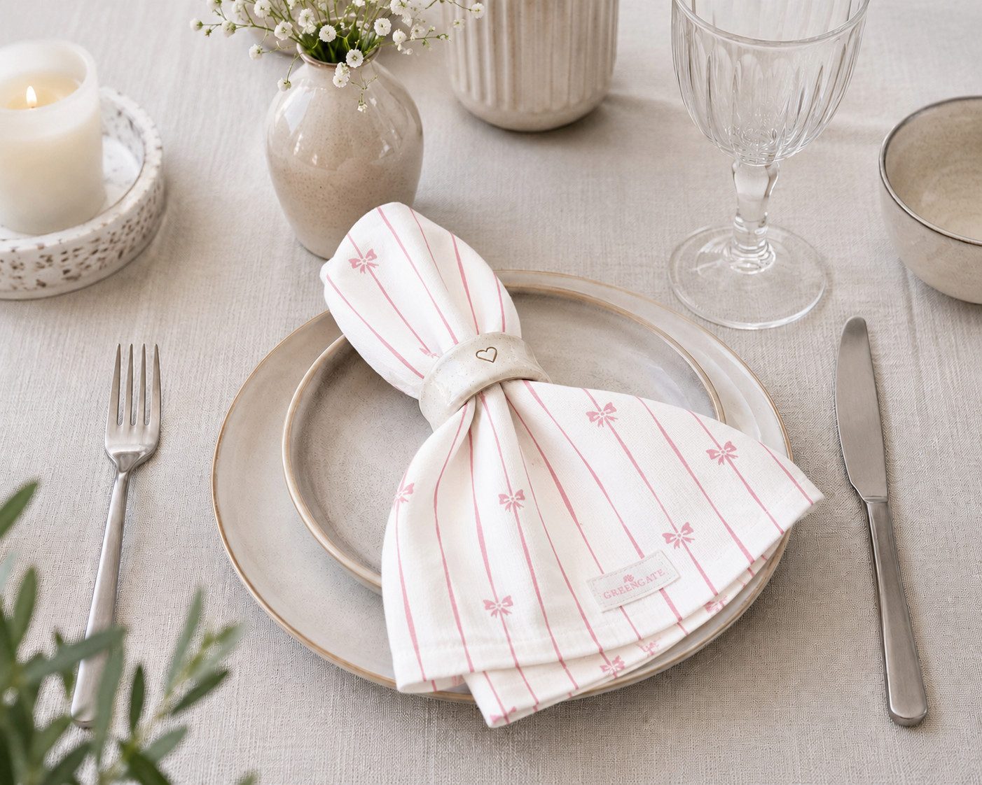 Greengate Stoffserviette GreenGate Stoffserviette Dolobella Rosa mit Spitze 40x40 cm