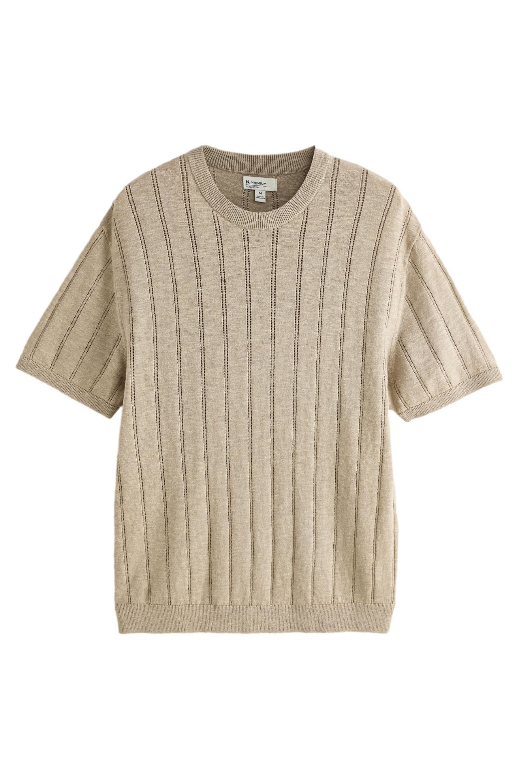 Next T-Shirt Regular Fit T-Shirt aus Strick mit Lochstickerei (1-tlg)