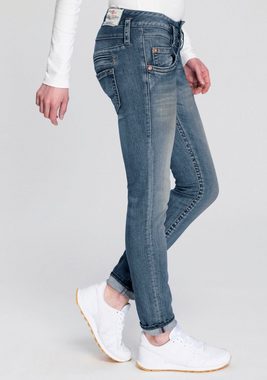 Herrlicher Slim-fit-Jeans »PITCH SLIM ORGANIC DENIM CASHMERE« umweltfreundlich dank dem Verbrauch von weniger Wasser, Energie und Chemikalien