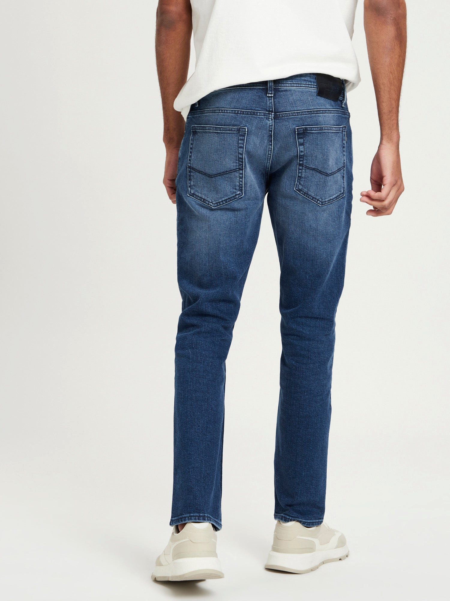 CROSS JEANS® 5-Pocket-Jeans CROSS JEANS DYLAN dark mid blue E195-138