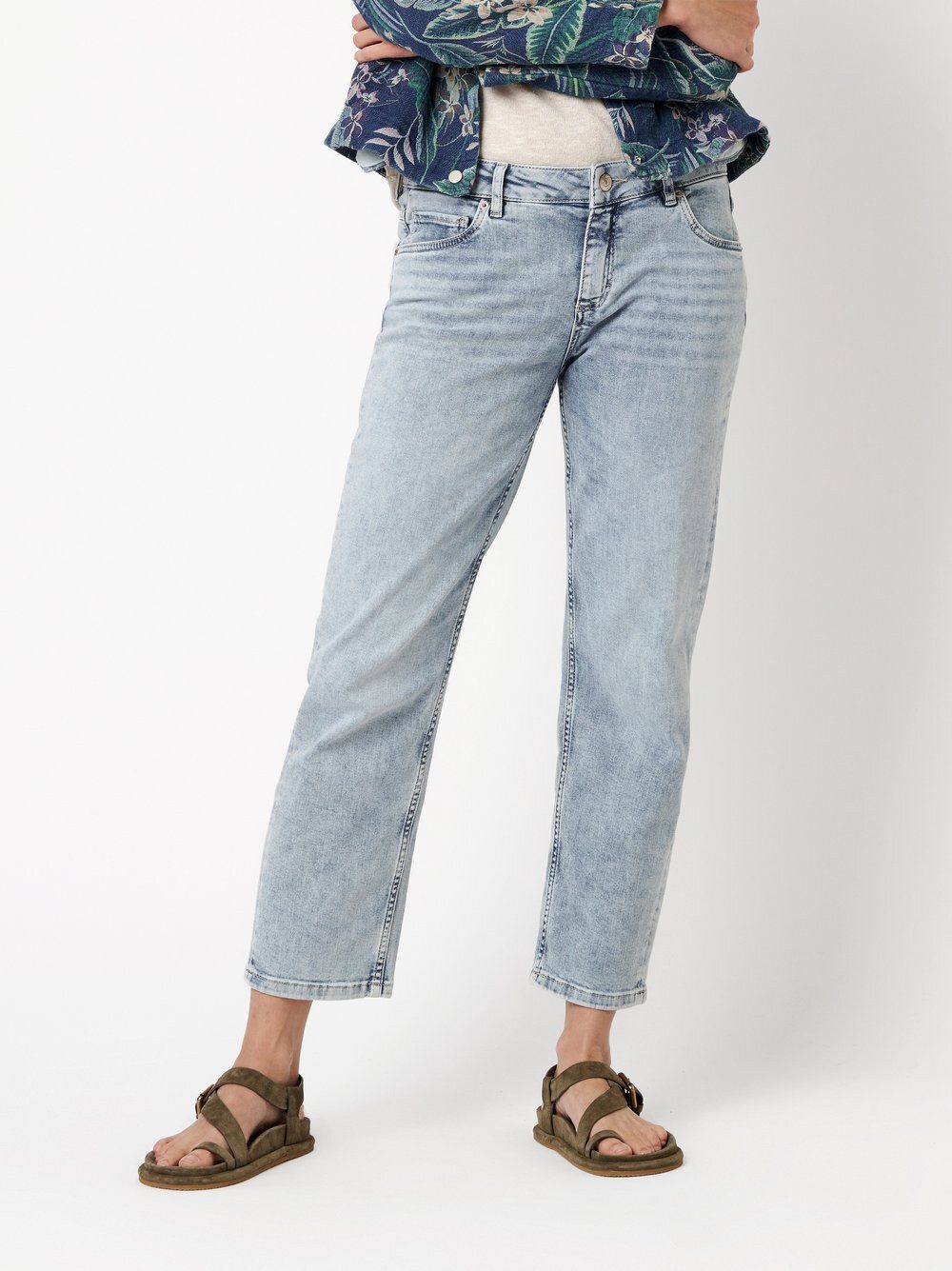 TONI Straight-Jeans Ella 7/8 mit Waschung