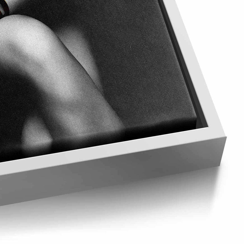 DOTCOMCANVAS® Leinwandbild, Leinwand Elegant Pose Frau silberner grau gold premiu schwarz elegant Erotik Rahmen mit