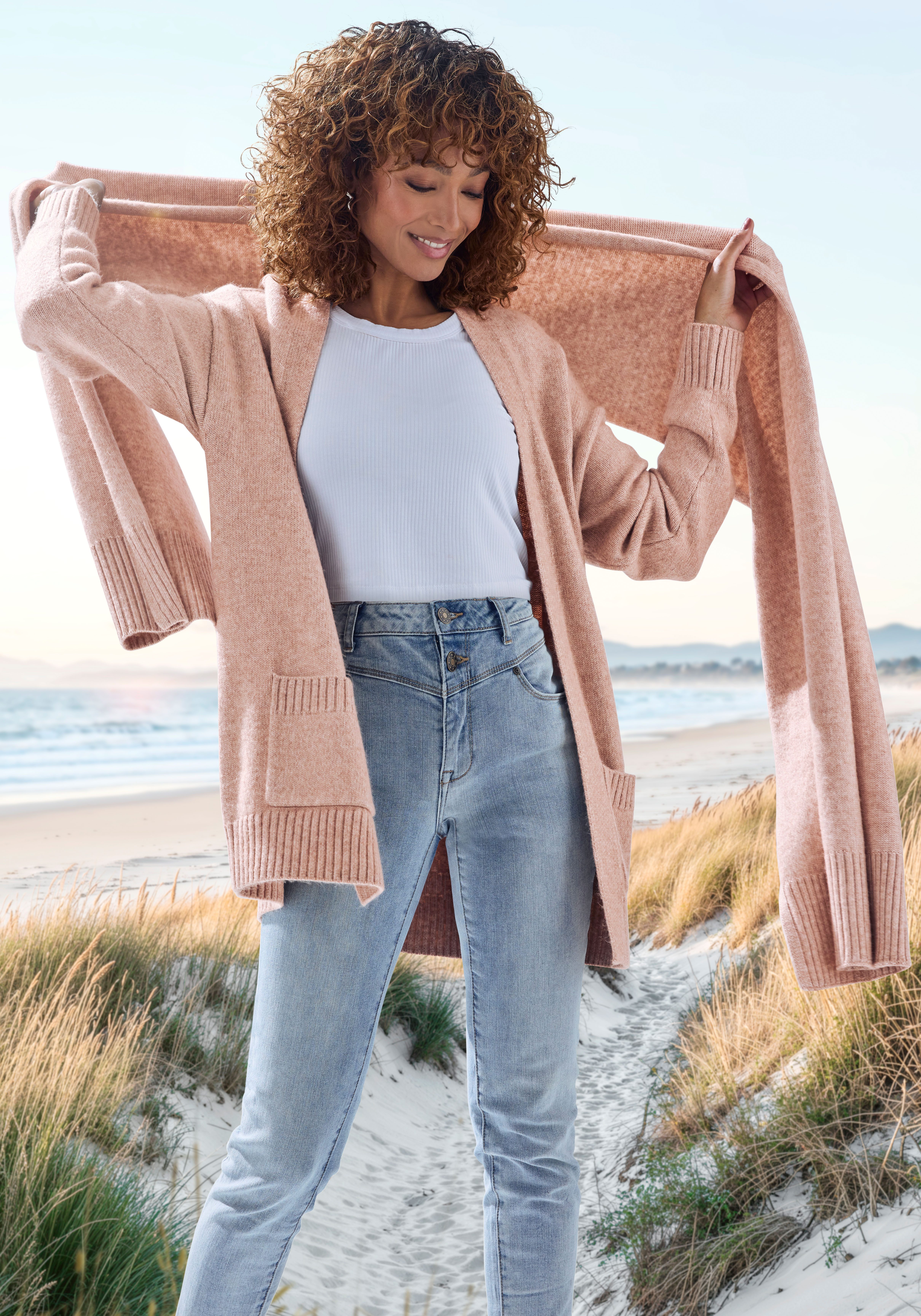 Vivance Strickjacke (Set, mit Schal) aus kuscheliger Strickqualität, Cardigan